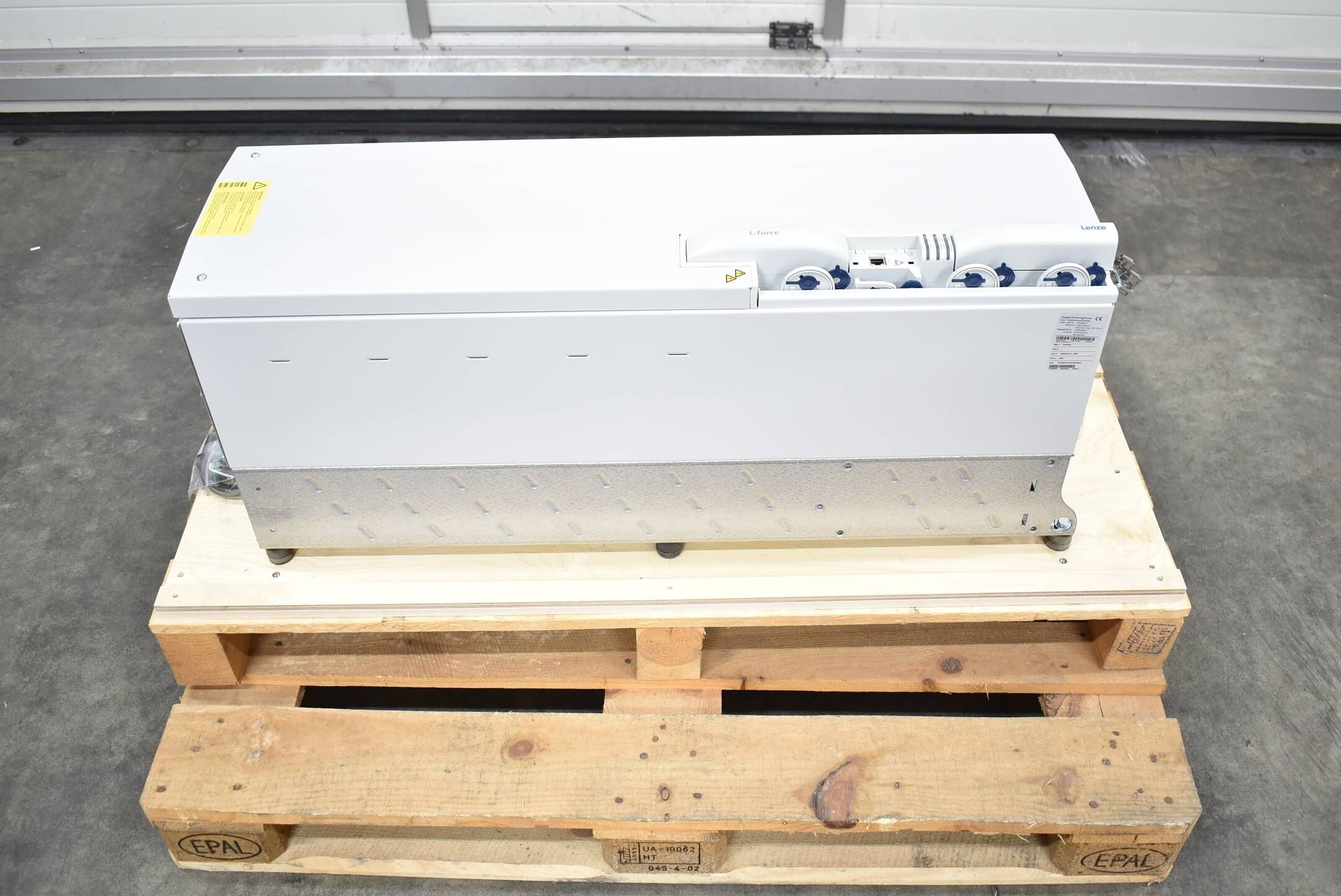 Lenze Servo Drives 9400 Single Drive E94BSHE1454A34NNER ( 13525857 )