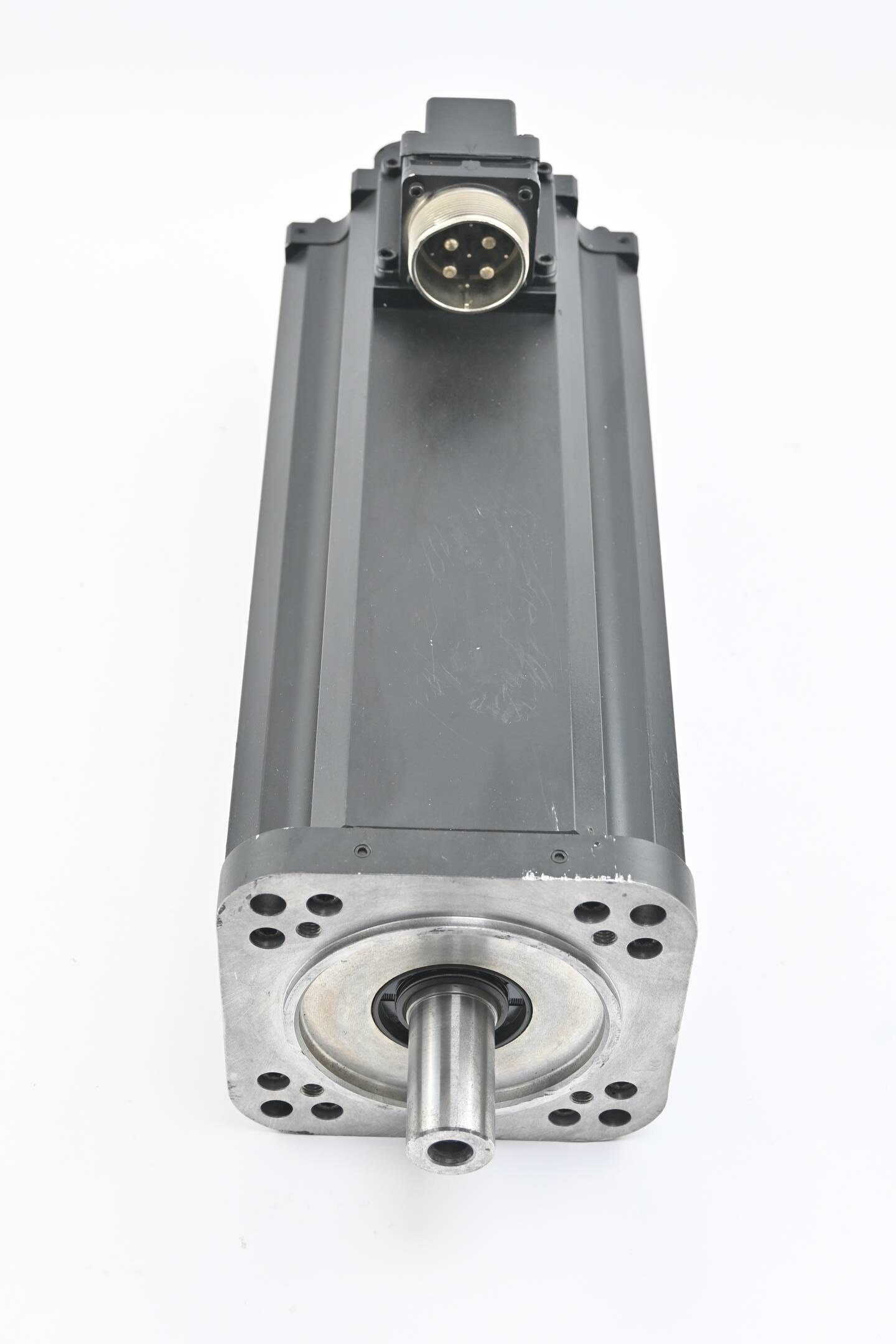 Indramat Permanent Magnet Motor MDD093D-F-030-N2M-110GR0 ( 268590 )