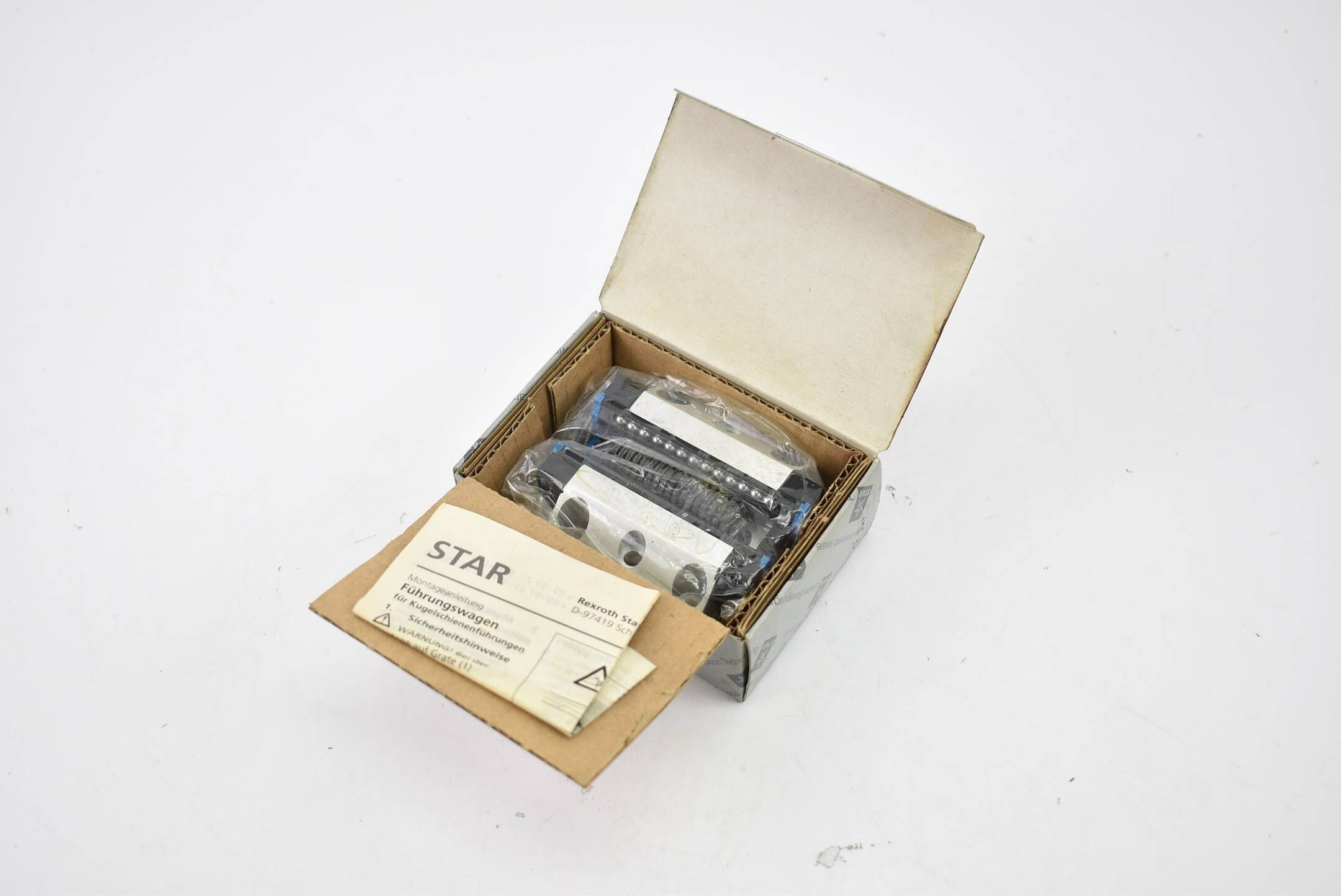 Star Kugel-Führungswagen R163121310