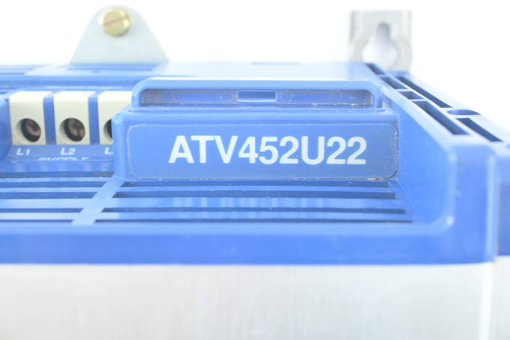 Telemecanique Inverter Altivar 5 ( ATV452U22 )