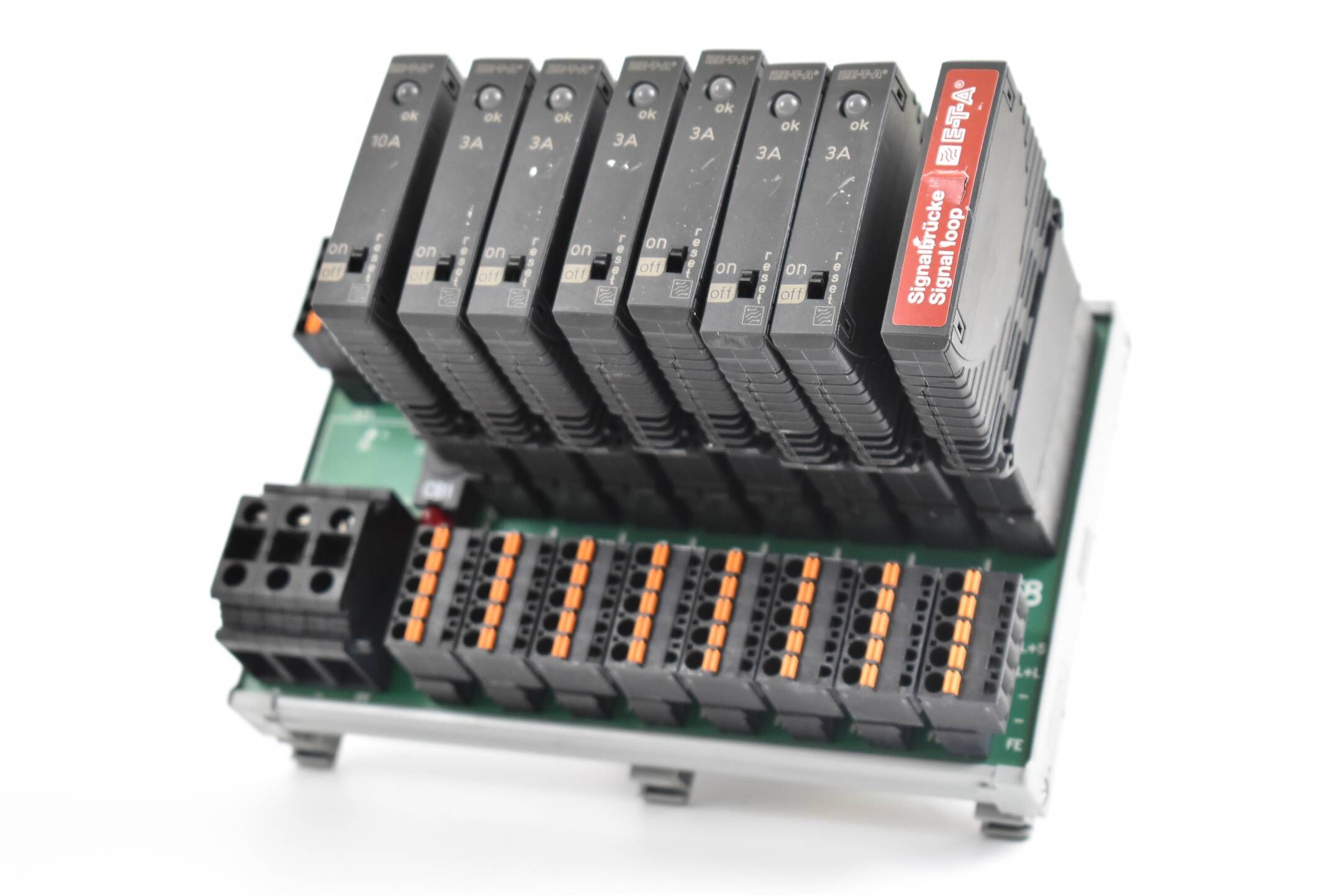E-T-A ETA Stromverteilungssystem konfiguriert SVS02-08 inkl. ESX10, SB-S11