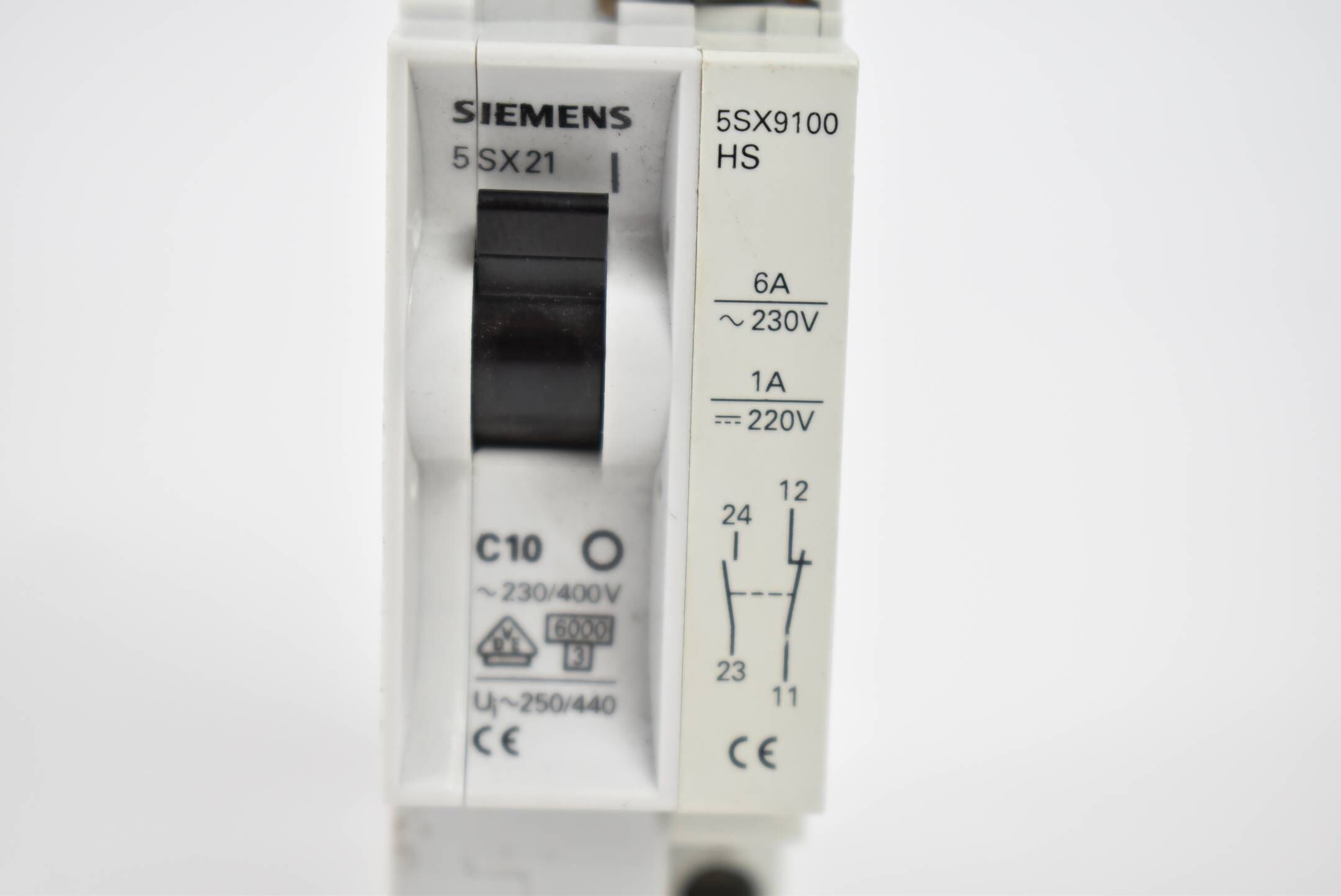 Siemens Leistungsschutzschalter 277VAC 5SX21 C10 inkl. 5SX9100