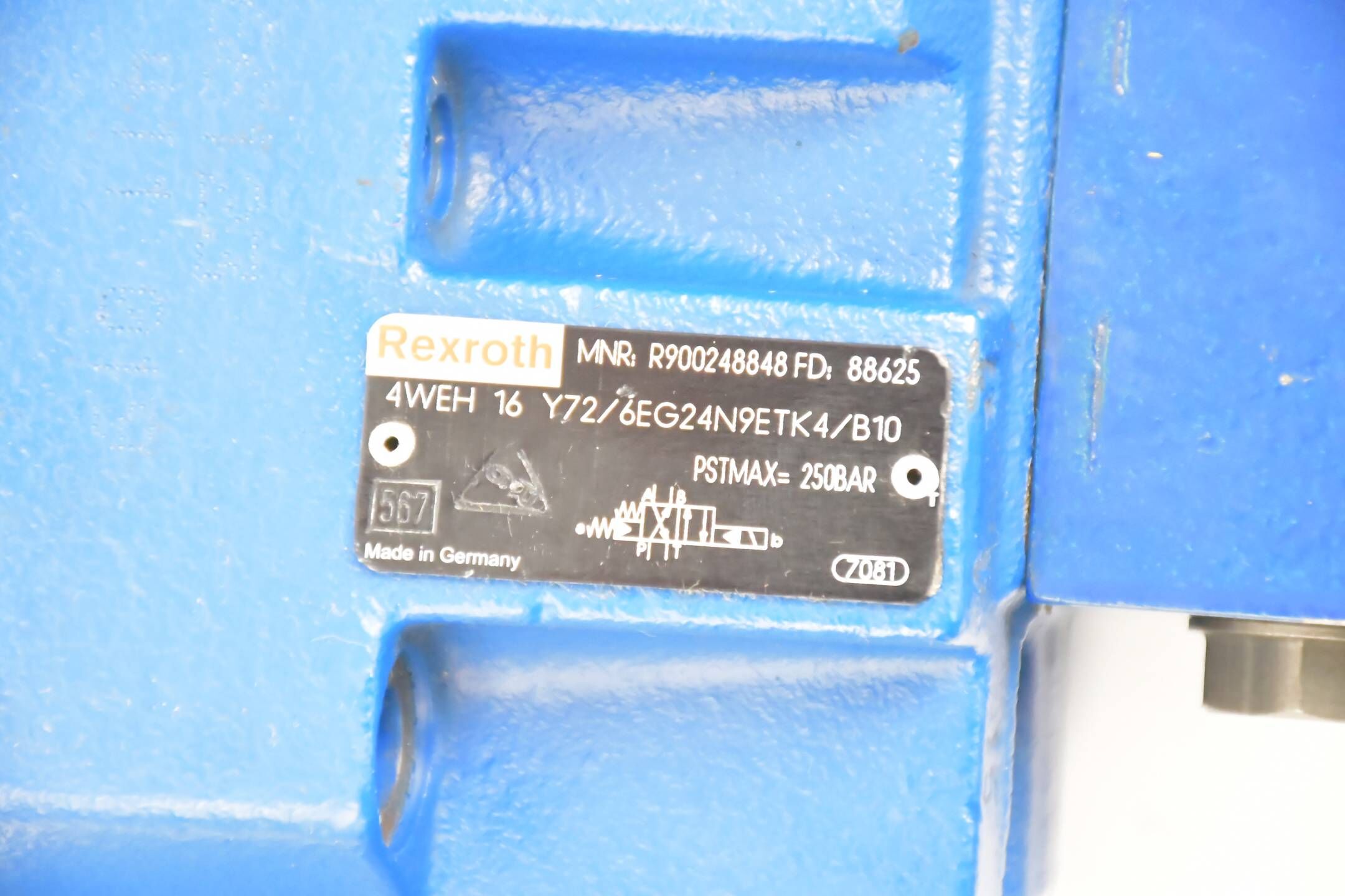 Rexroth 4WEH 16 Y72/6EG24N9ETK4/B10 ( R900248848 ) Inkl. 4WE 6 Y62/EG24N9K4/B10