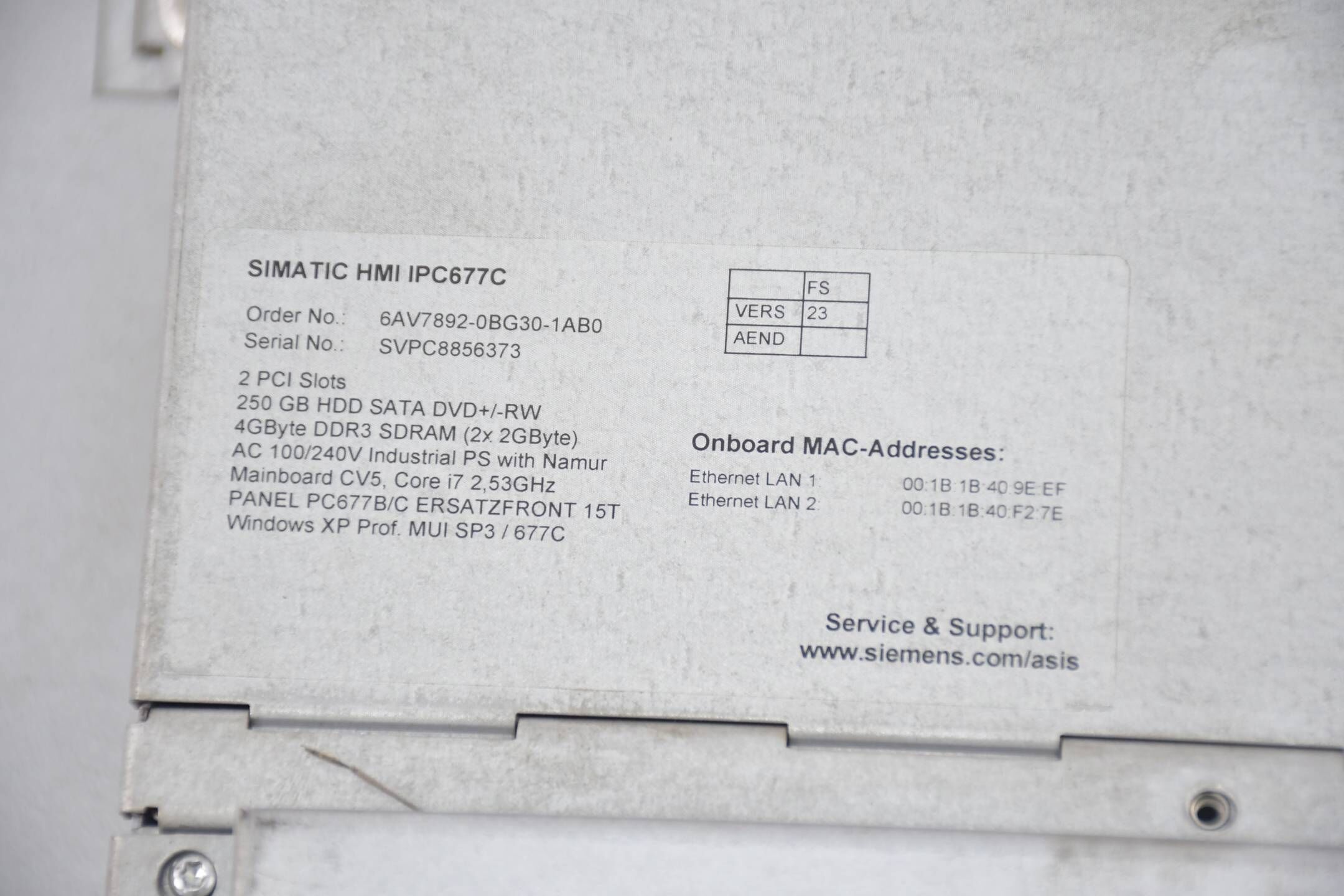 Siemens Simatic HMI IPC677C 6AV7892-0BG30-1AB0 / 6AV7 892-0BG30-1AB0 + Panel 23