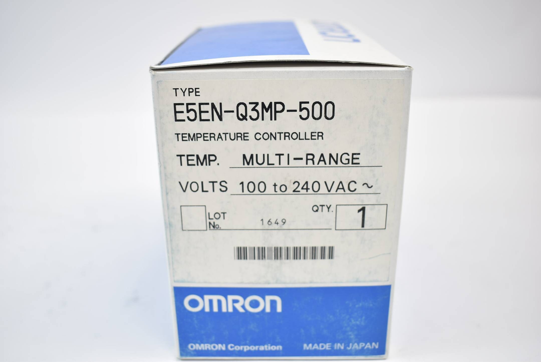 Omron Temperature Controller E5EN-Q3MP-500 Multi-Range 100-240 VAC