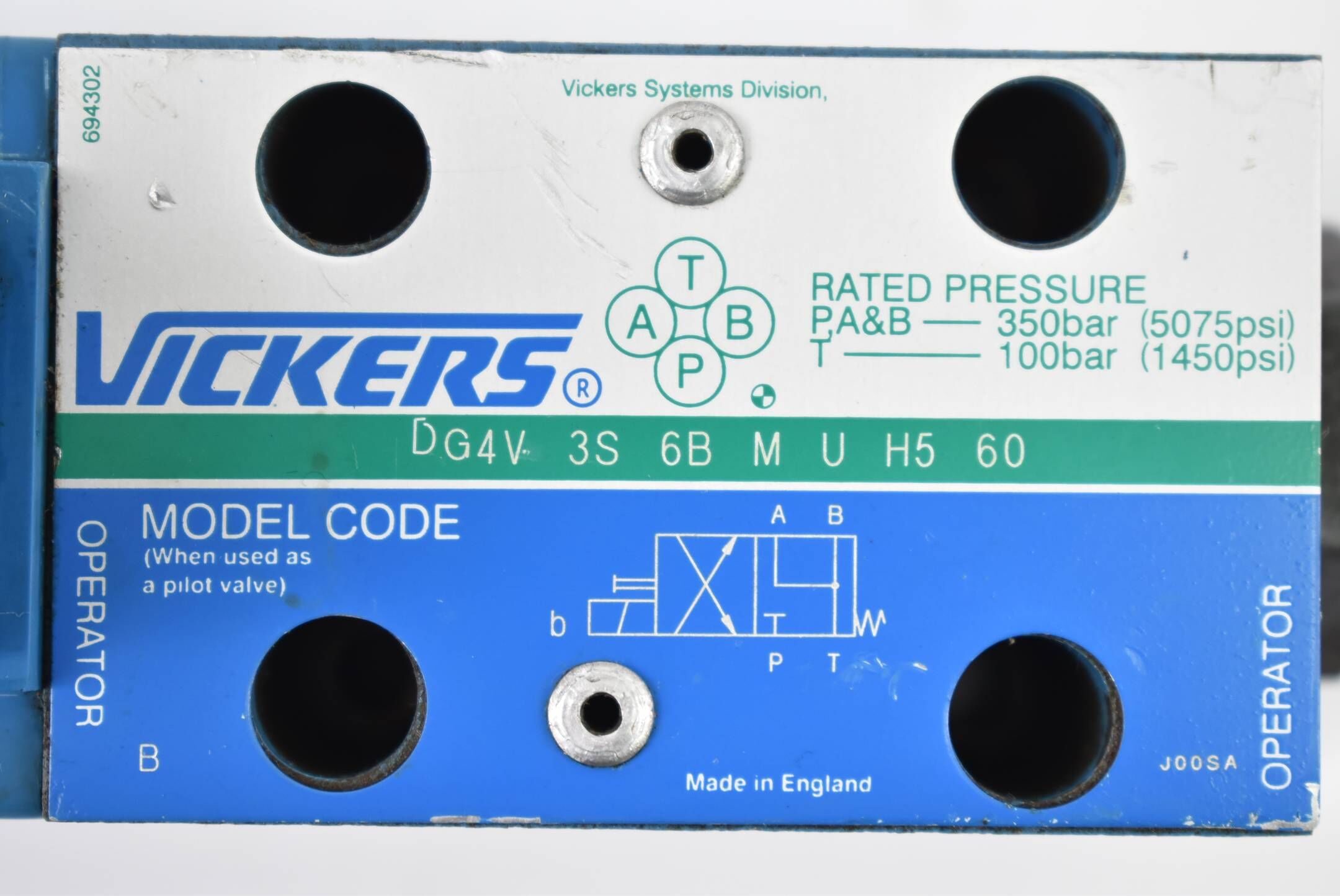 Vickers vorgesteuertes Wegeventil 24VDC ( DG4V 3S 6B M U H5 60 )