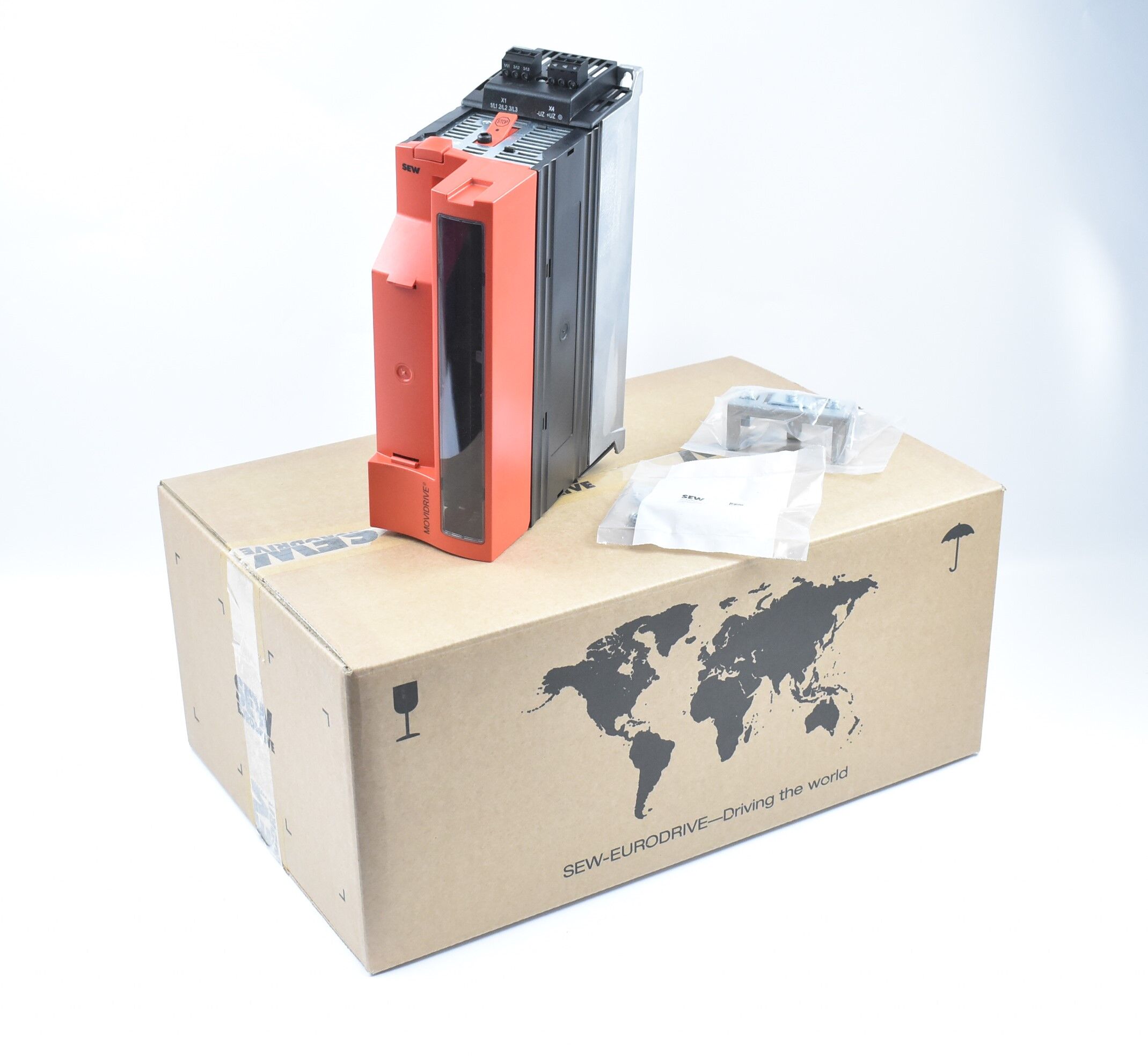 SEW Eurodrive Movidrive MDX61B0015-5A3-4-0T/DEU21B/DFE32B + MDX60A0015-5A3-4-00