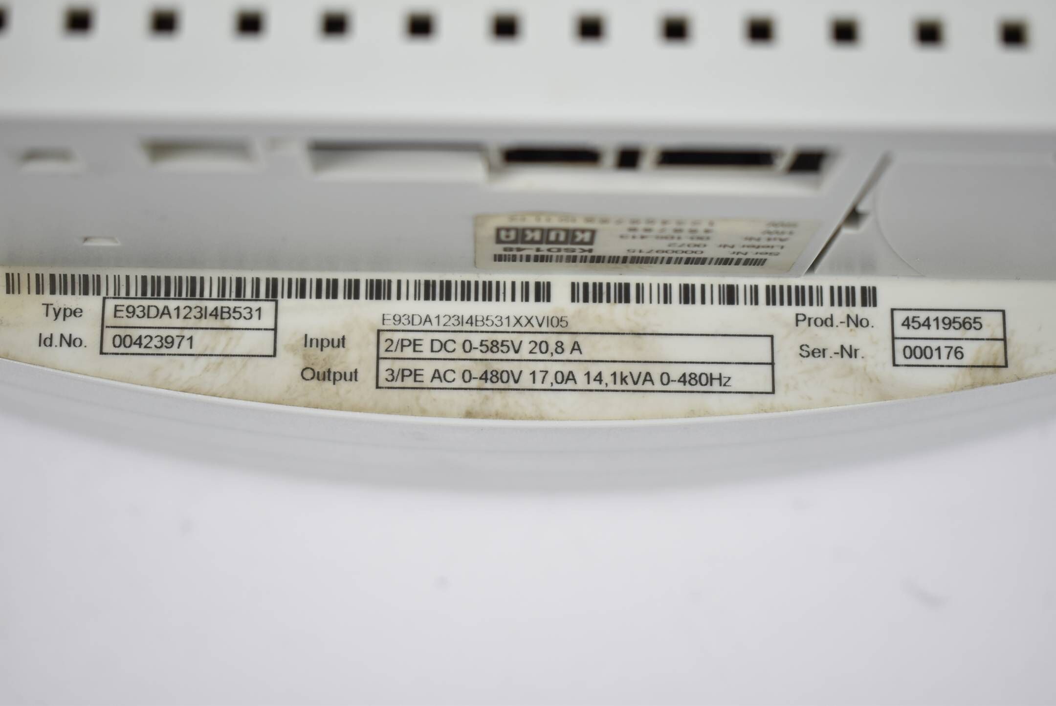 KUKA Lenze Servo Drive KSD1-48 E93DA123I4B531 ( 00423971 ) E93DA123I4B531XXVI05