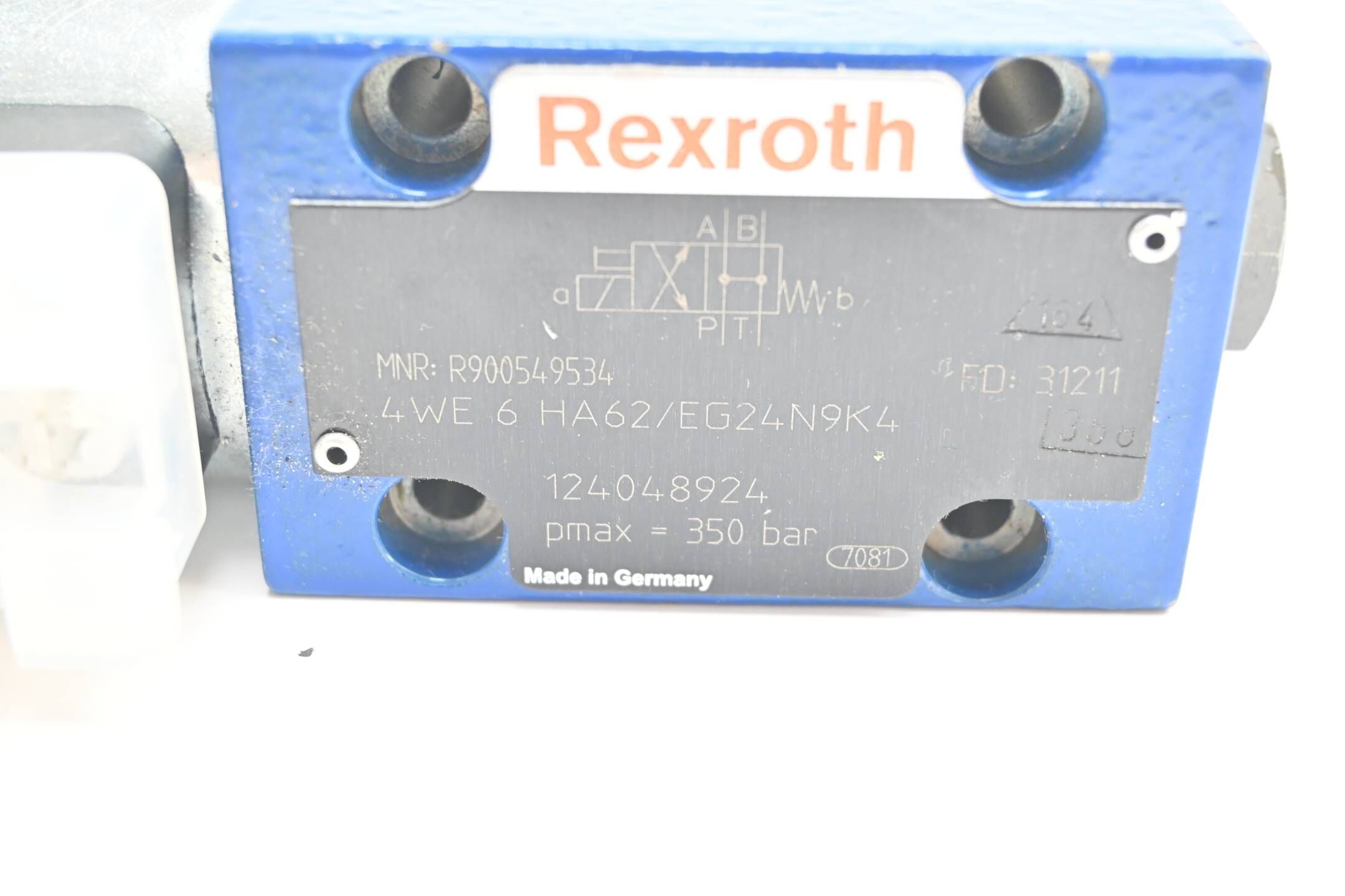 Rexroth Wegeschieberventil 4WE6HA62/EG24N9K4 ( R900549534 )