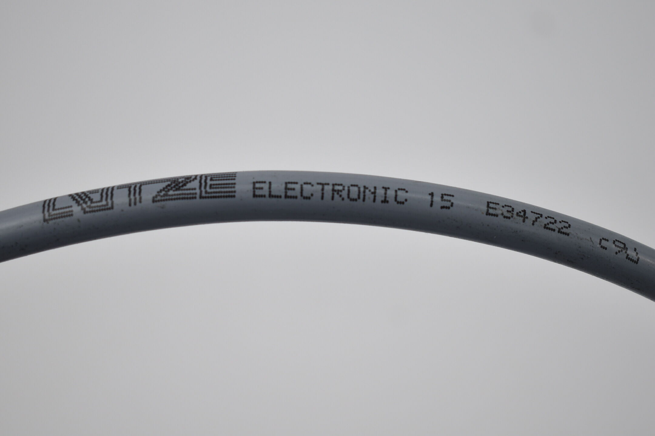 Latze AWM Style Steckverbindung Kabel 2m VW-1 E34722