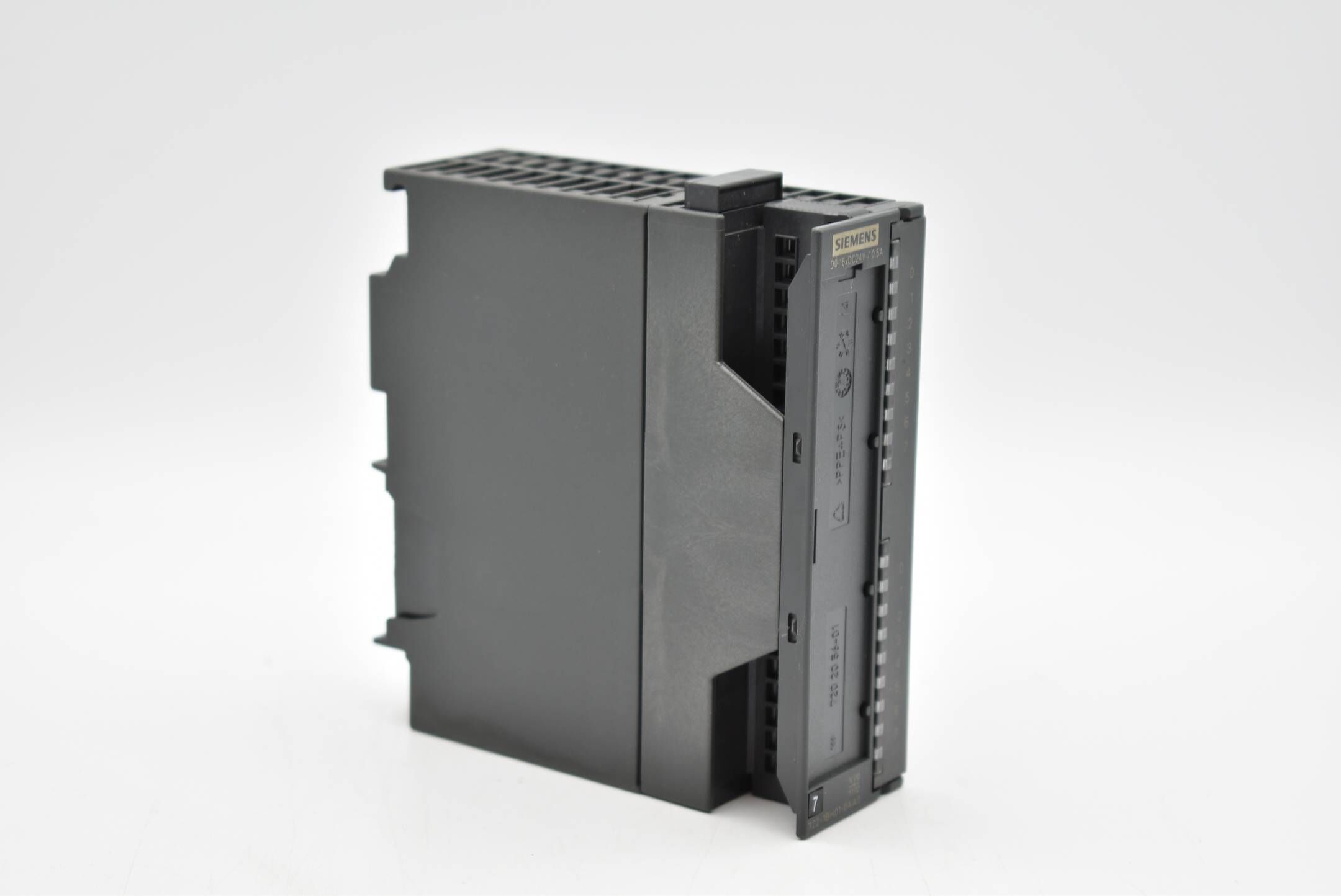 Siemens Simatic S7-300 6ES7322-1BH01-0AA0 ( 6ES7 322-1BH01-0AA0 )
