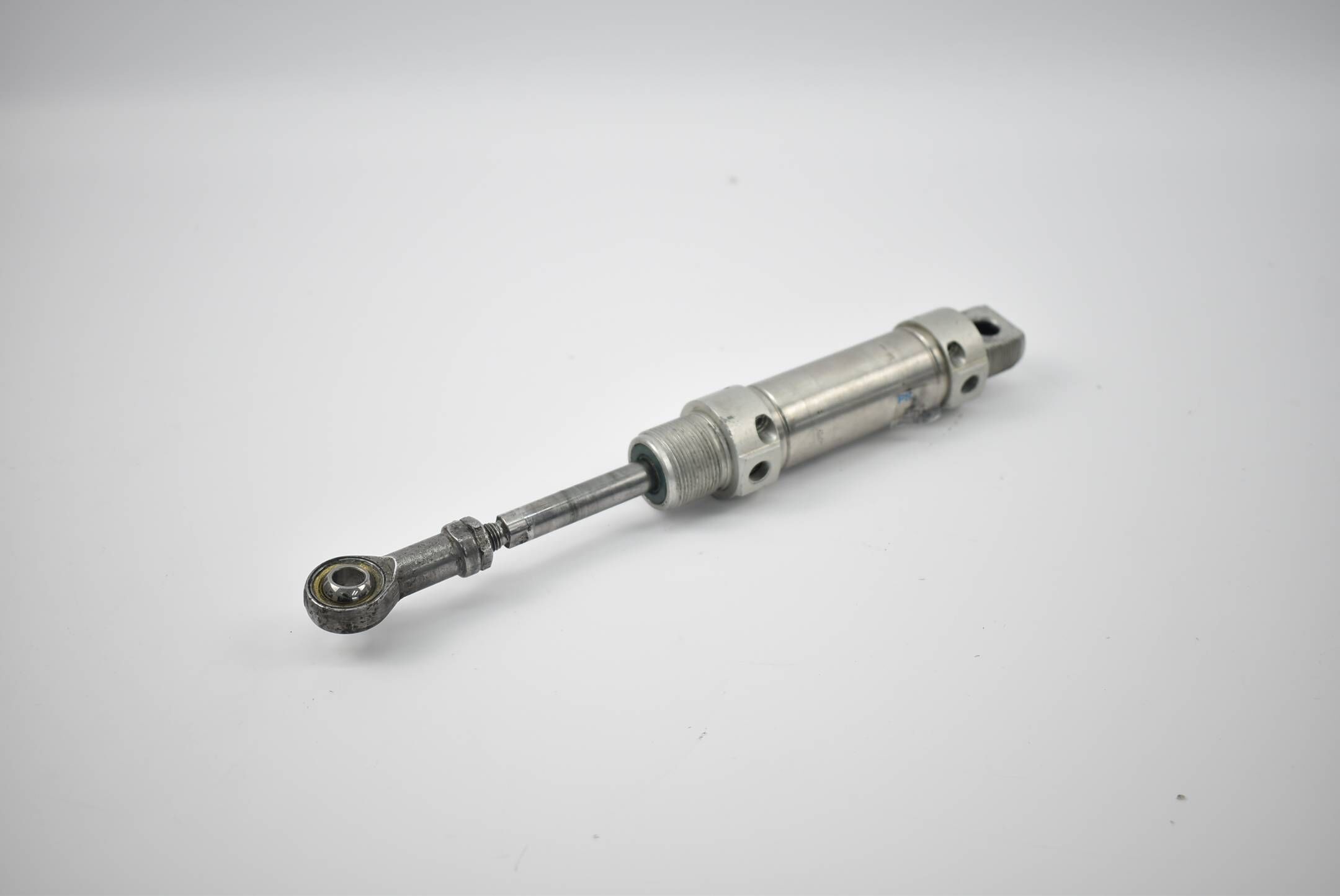 Festo Normzylinder DSNU-32-50-PPV-A ( 196022 )