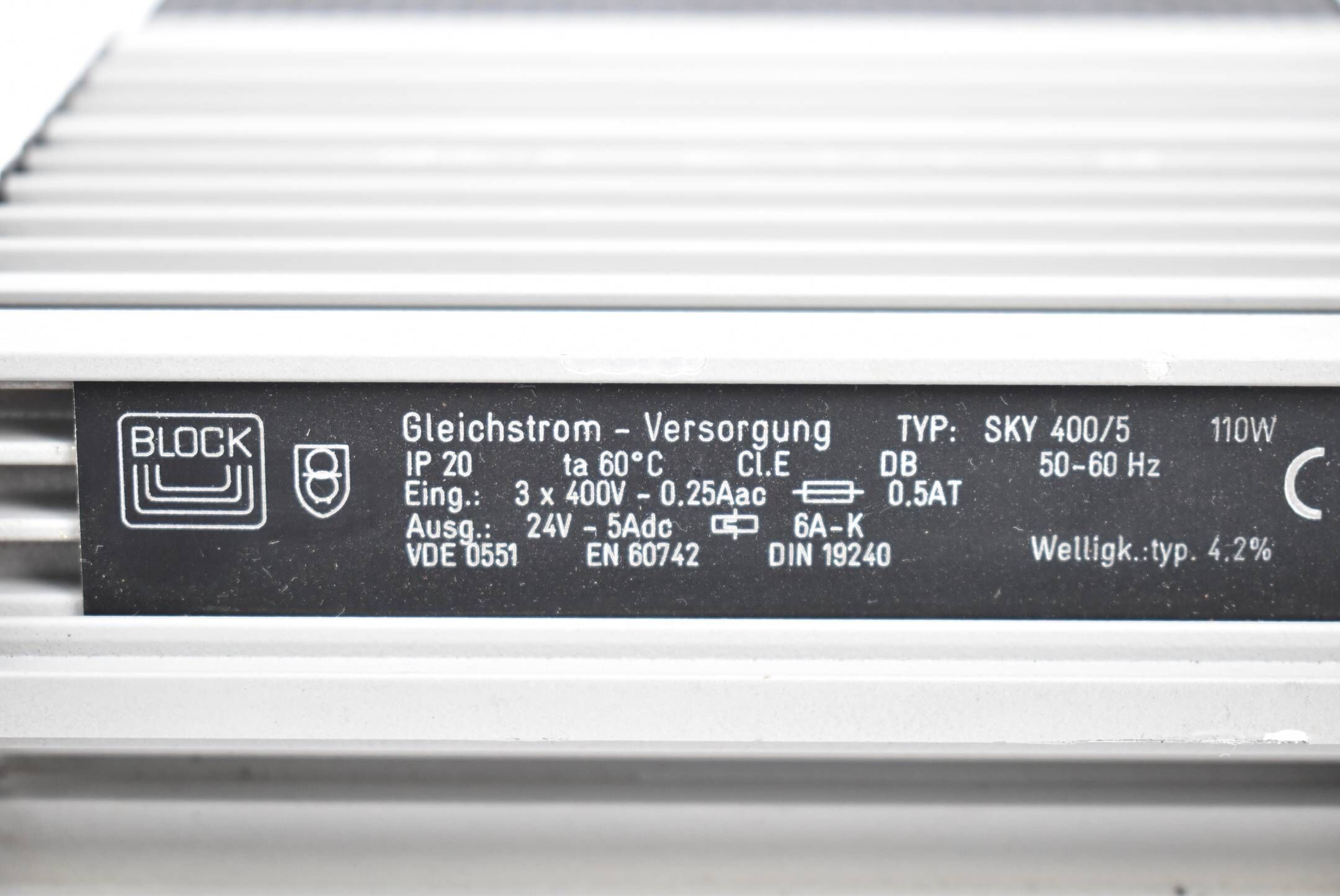 Block Gleichstromversorgung Versorgung SKY 400/5