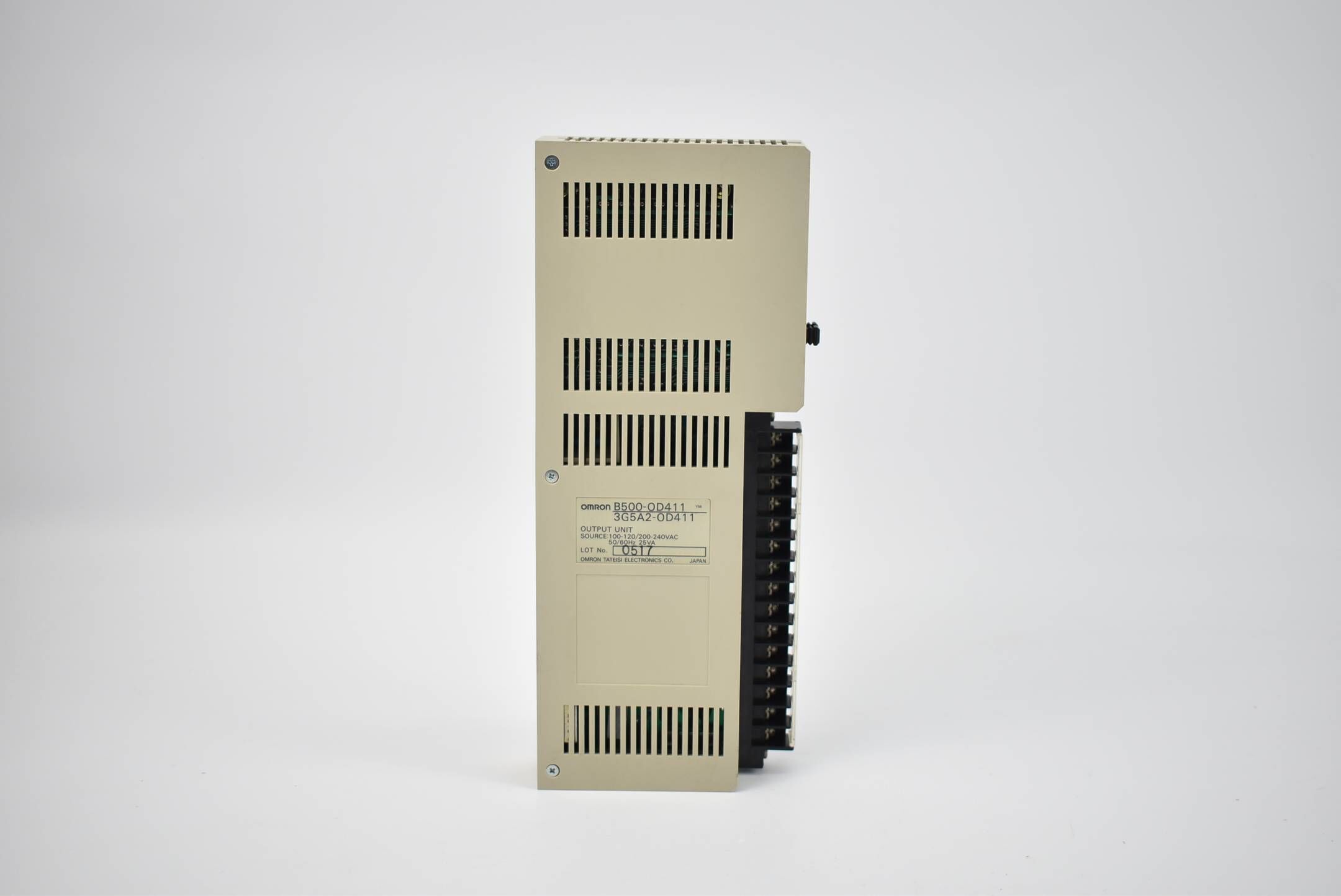 Omron Ausgangsmodul B500-OD411 ( 3G5A2-OD411 ) 0517 / B500-0D411