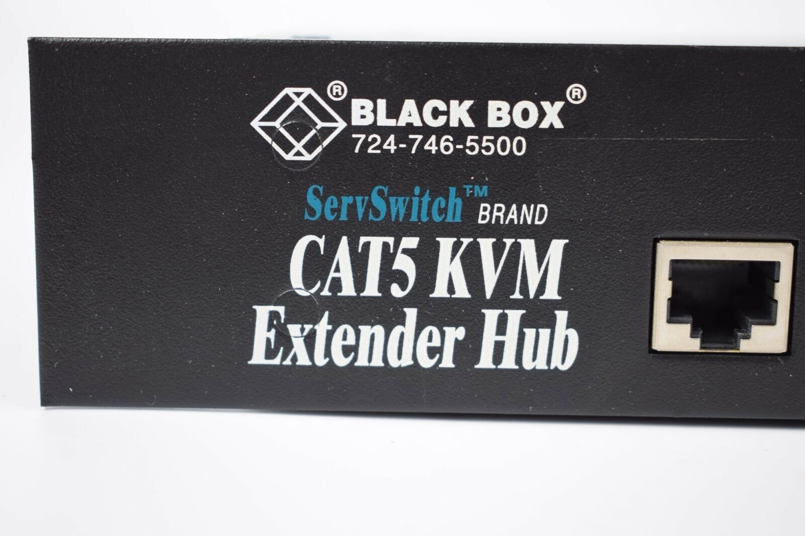 Black Box 724-746-550 ServSwitch CAT5 KVM ExtenderHub & ServSwitch CX KV0416A-R2