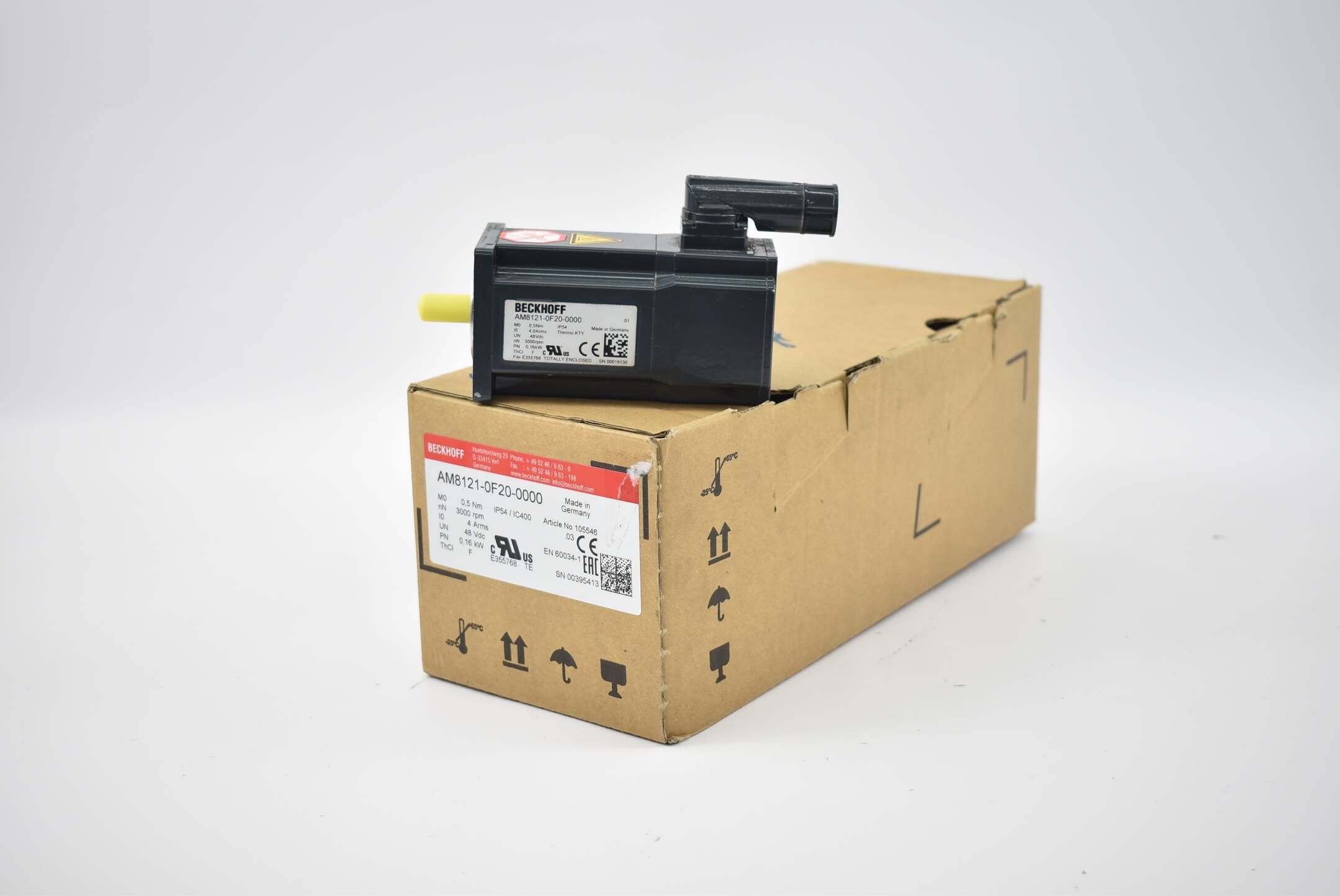 Beckhoff AM5121-wFyz Servomotor AM8121-0F20-0000 ( 3000rpm 48VDC 0,16kW )