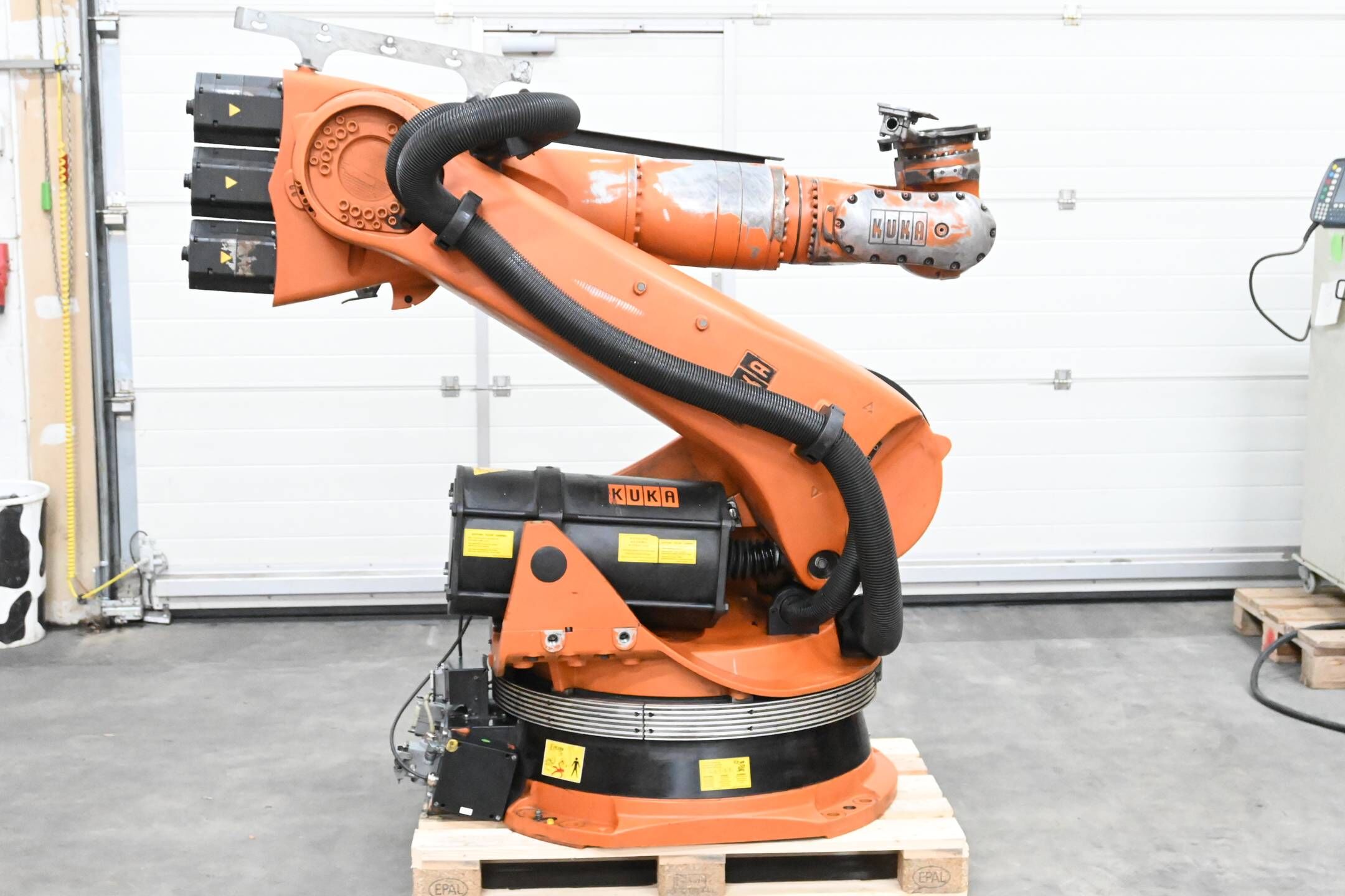 Kuka Industrieroboter KR 180 L150-2 2000 ( 0000122538 ) 