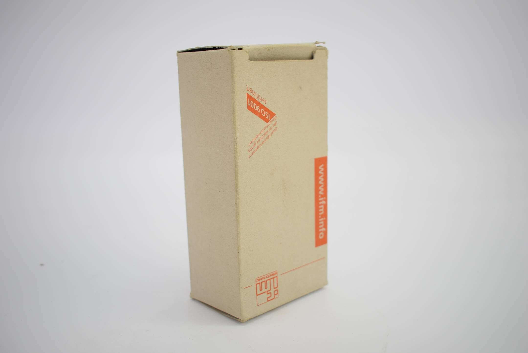 IFM Induktiver Sensor IB 5133 IBE3030-FPKG