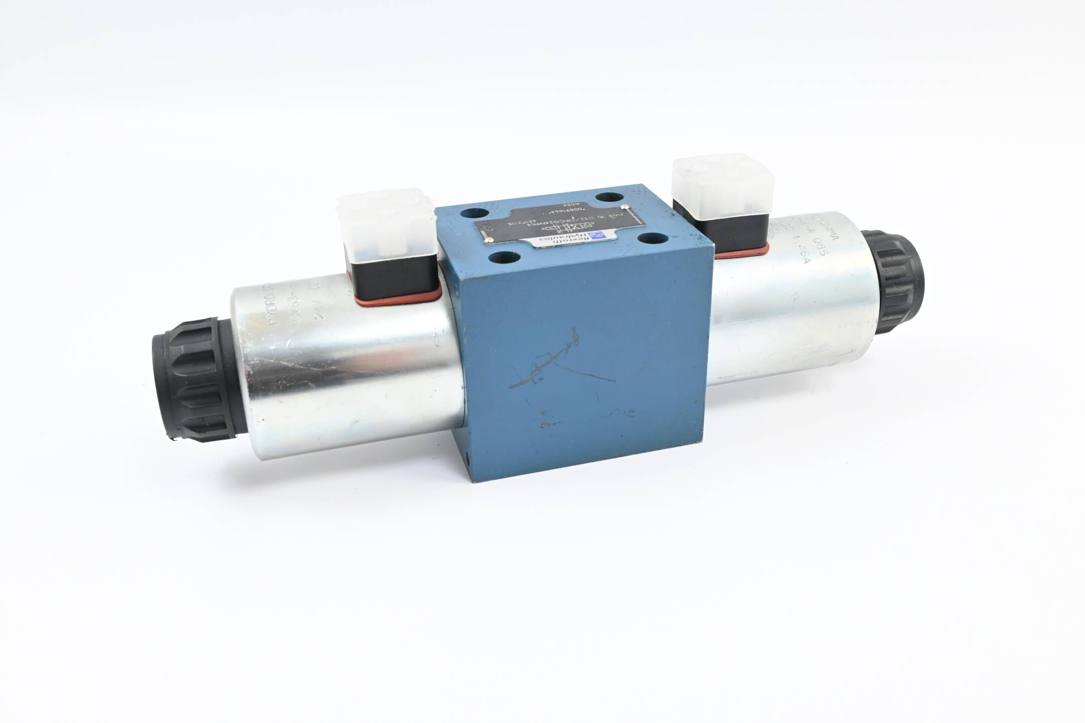 Rexroth Hydraulics Wegeschieberventil 4WE 10 D32/OFCG24N9K4 ( R900591664 )