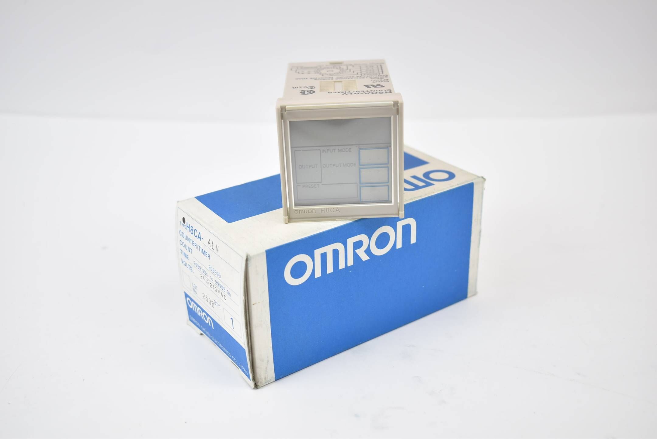 Omron Counter/Timer H8CA-ALV Count 999999 Time 9999.99s to 99999.9h 24 to 240VAC