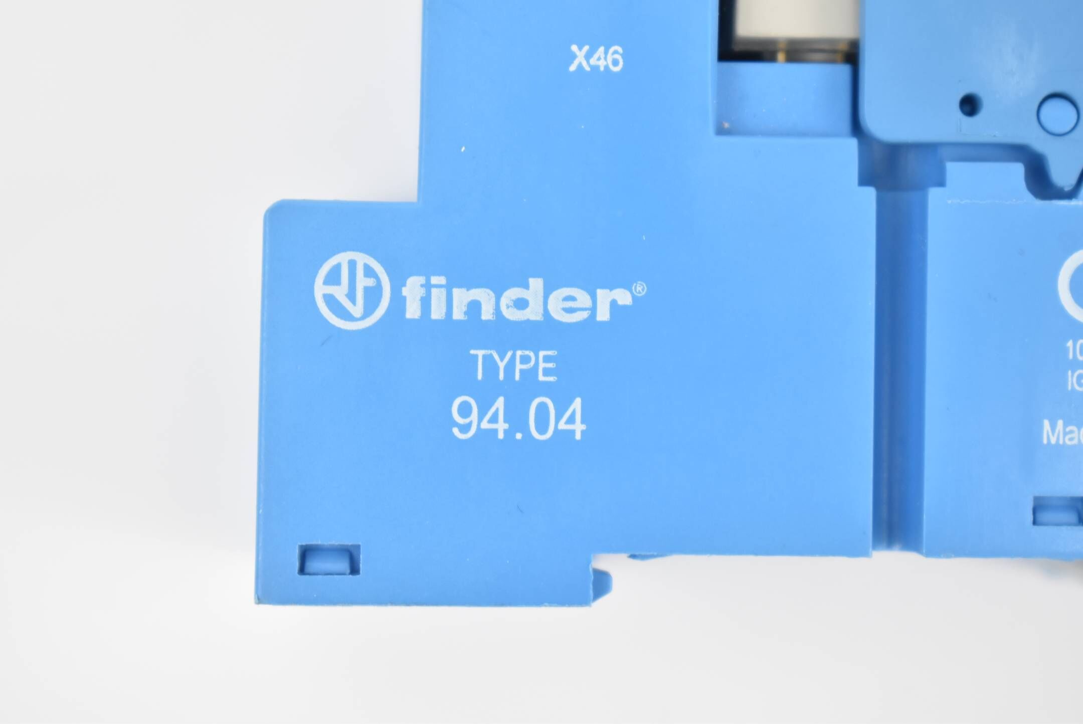 Finder Steckrelais 94.04. + 55.34.9.024.0040 + 99.02.9.024.99