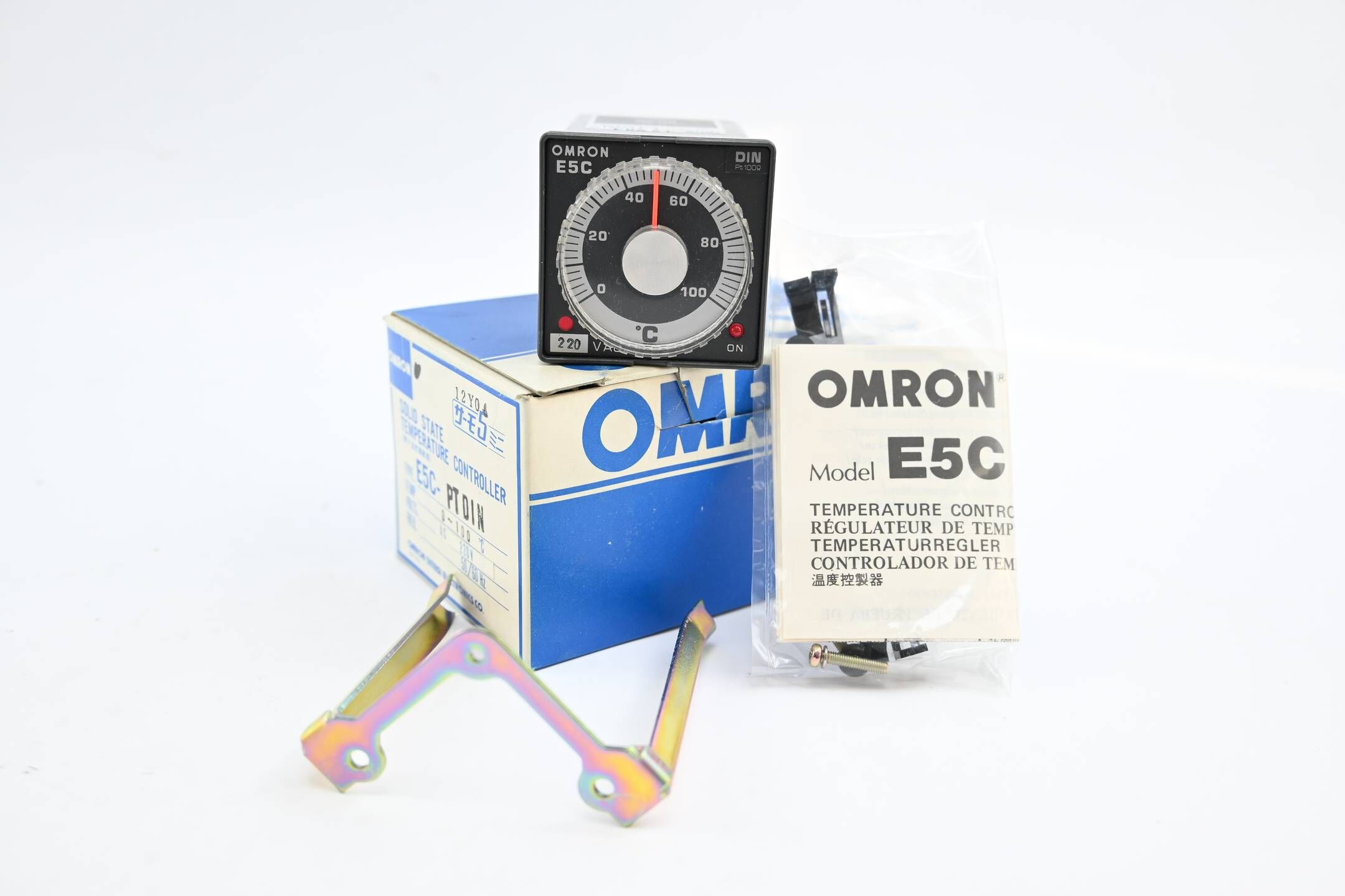 Omron Temperatur Controller 0-100 °C 220VAC E5C-PTDIN ( E5C-PTD1N )