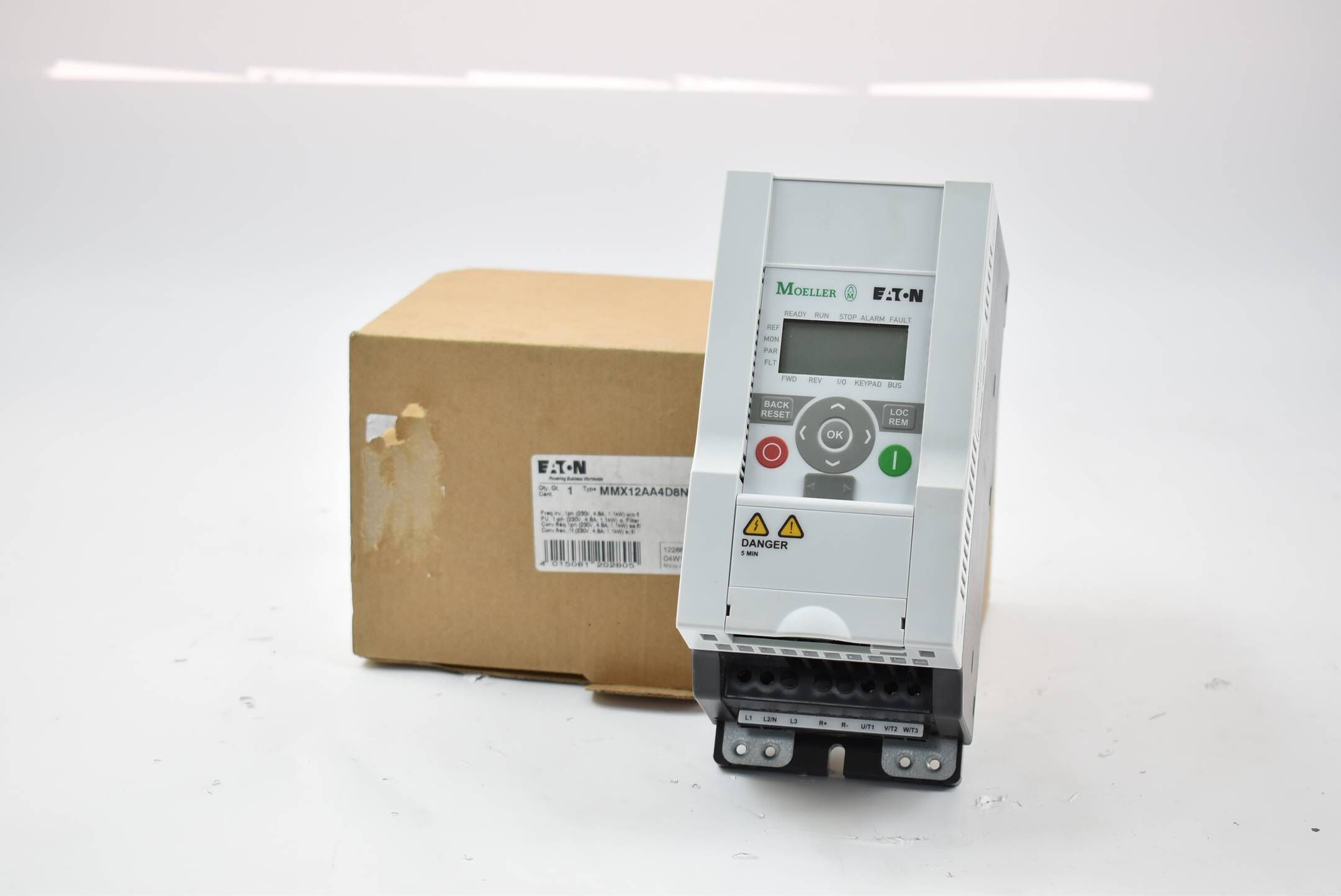 Eaton Moeller Frequenzumrichter MMX12AA4D8N0-0 ( 122664 )