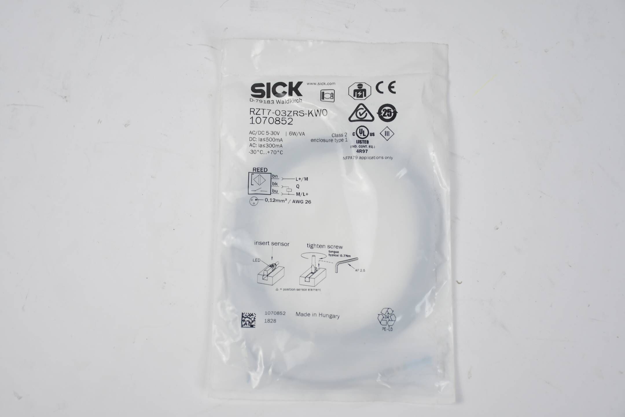 SICK Sensor für T-Nut-Zylinder RZT7-03ZRS-KW0 ( 1070852 )