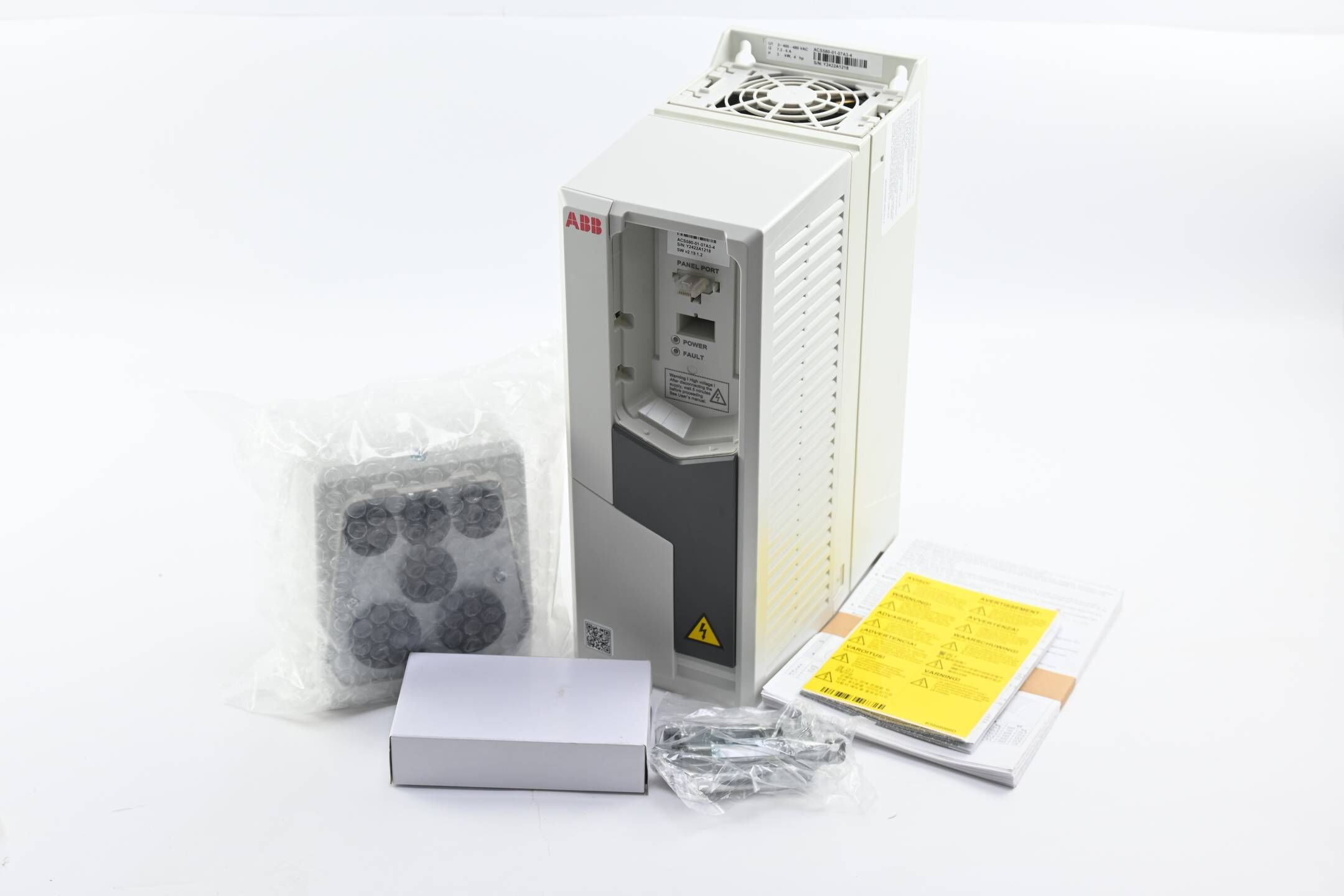 ABB Frequenzumrichter ACS580-01-07A3-4 