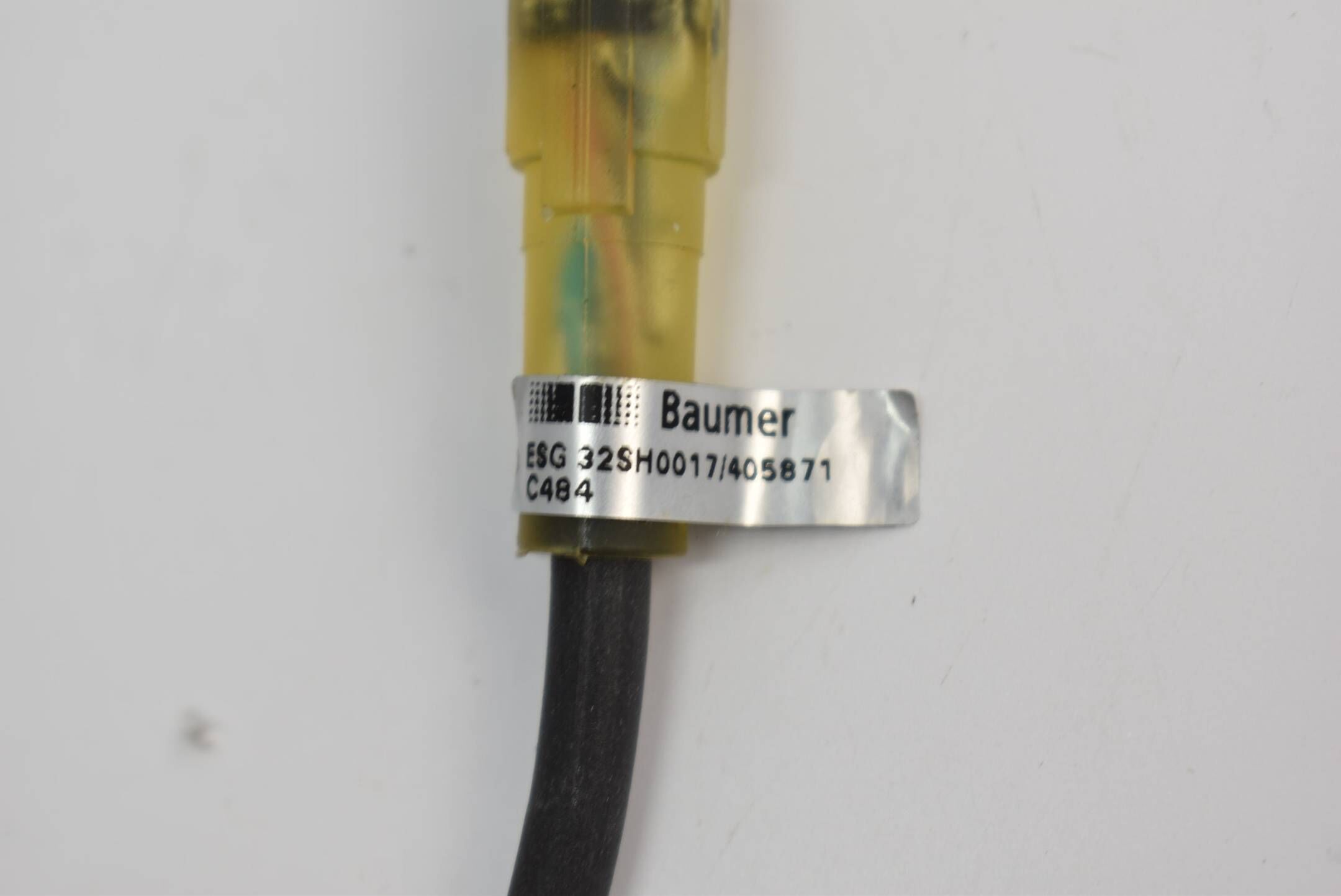 Baumer Näherungsschalter 32SH0017/405671 + IFMR 08N17A5/S35L