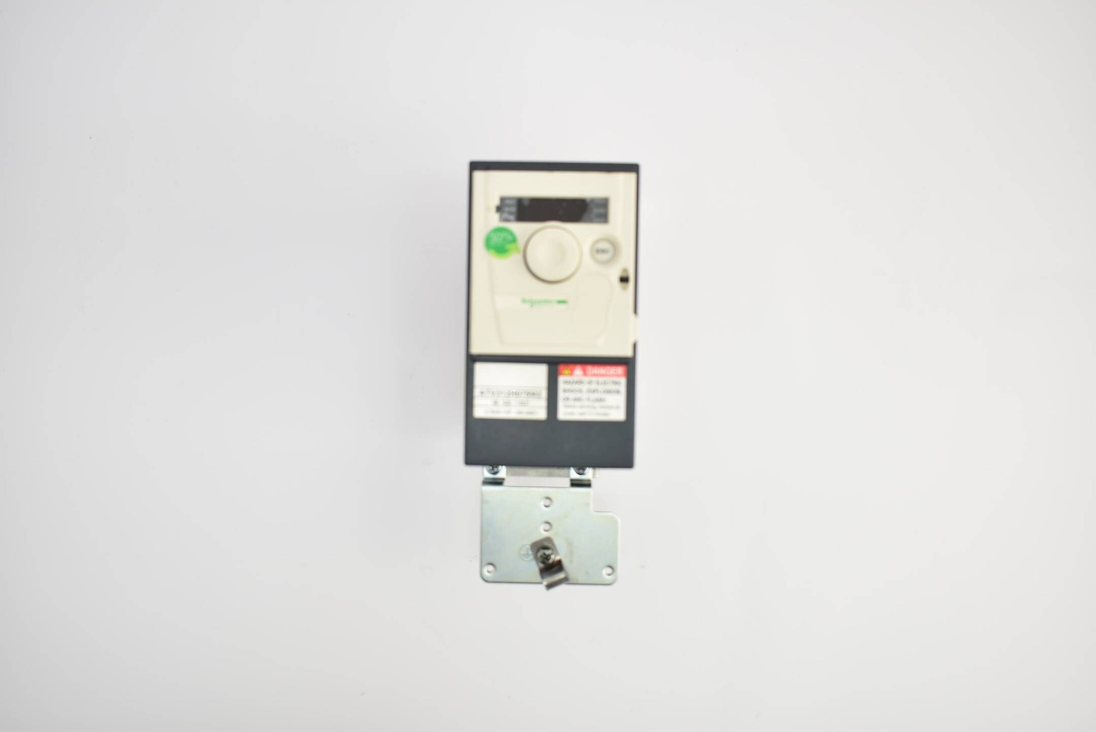 Schneider electric Frequenzumrichter 200-240 V 8,9 A 50/60 Hz ATV312H075M2