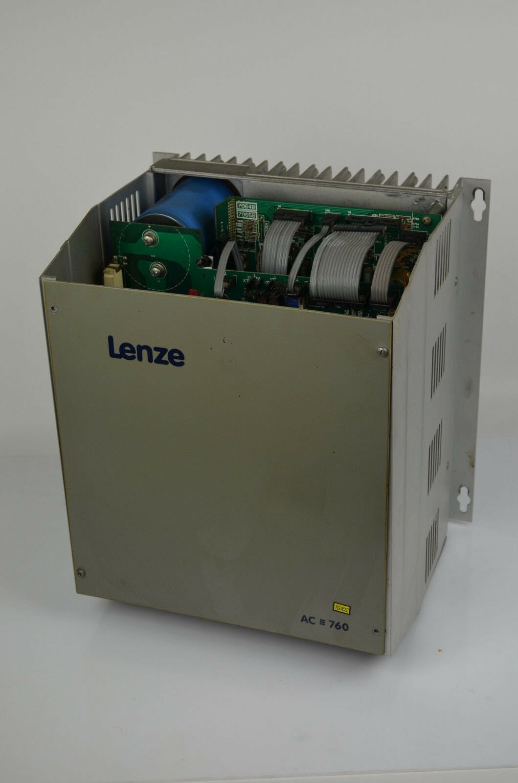 Lenze Frequenzumrichter AC 760