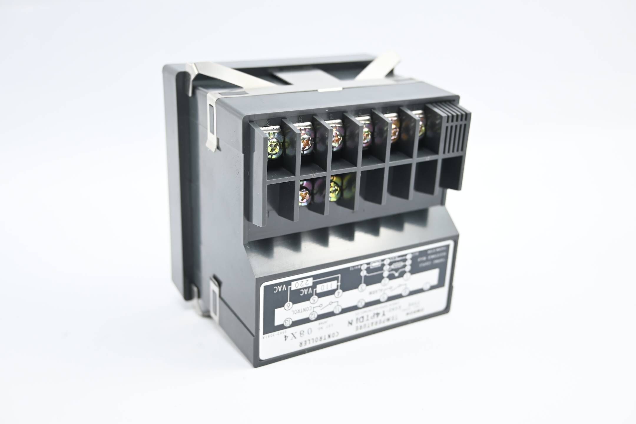 Omron Temperatur Controller 0-100°C 110/220 VAC ( E5H2-Y4PTDIN )( E5H2-Y4PT )