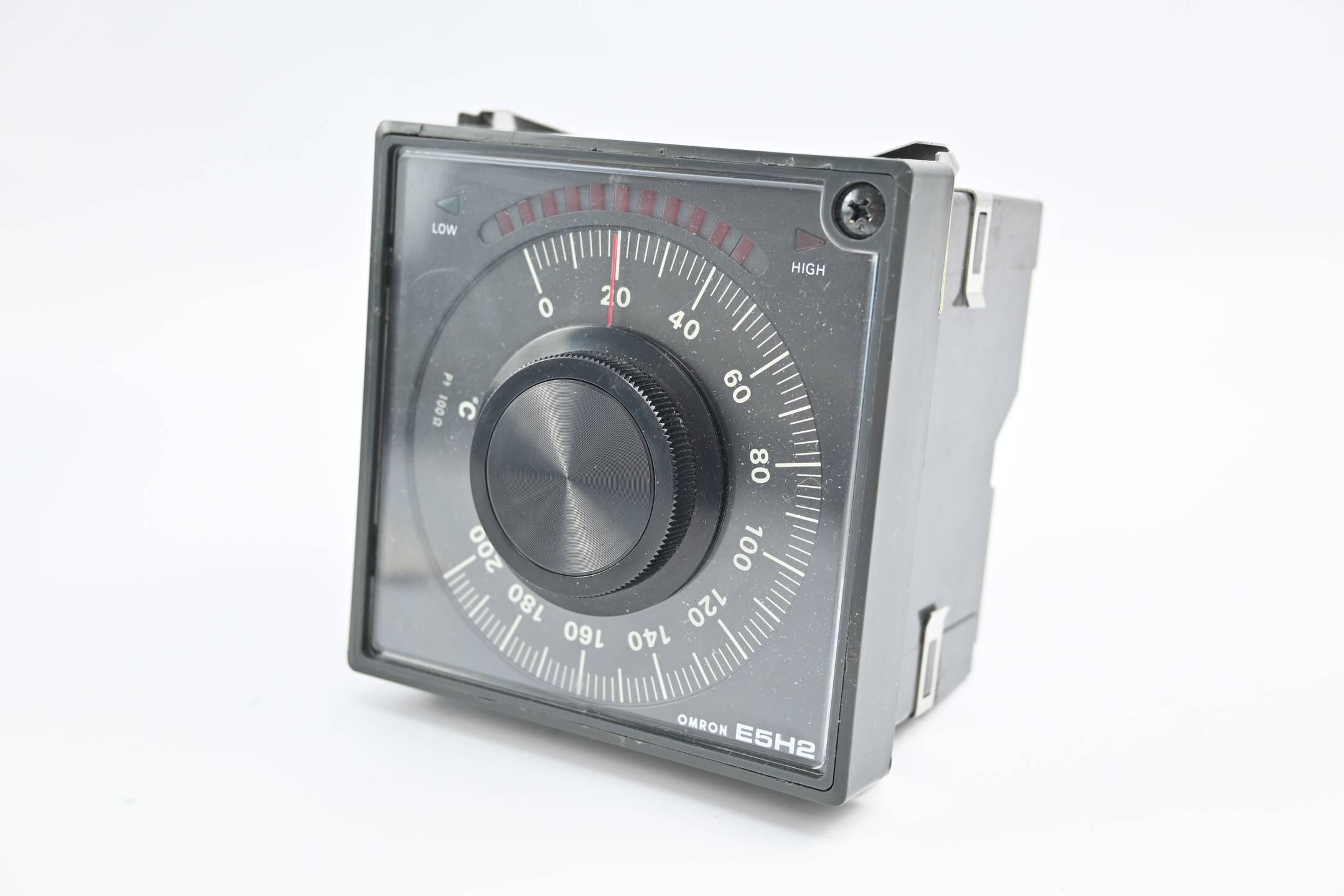 Omron Temperatur Controller 0-200°C 110/220 VAC ( E5H2-YPT )( E5H2-YPT-DIN )