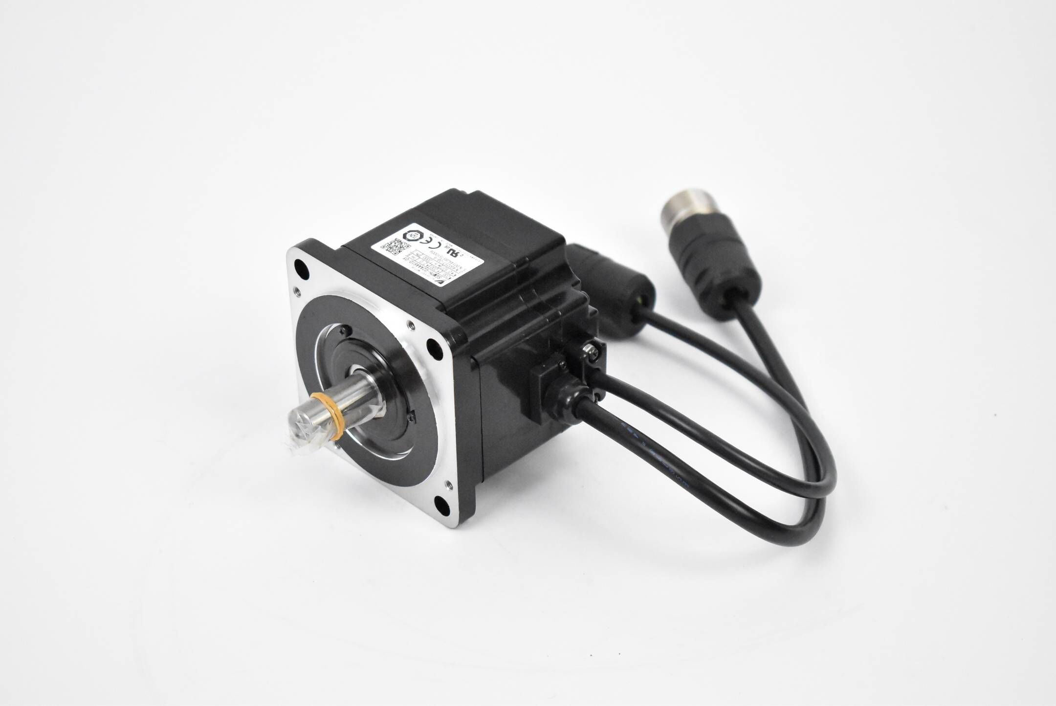 Yaskawa AC Servo Motor SGMPH-02AAA61D-0Y ( SGMPH02AAA61D0Y )