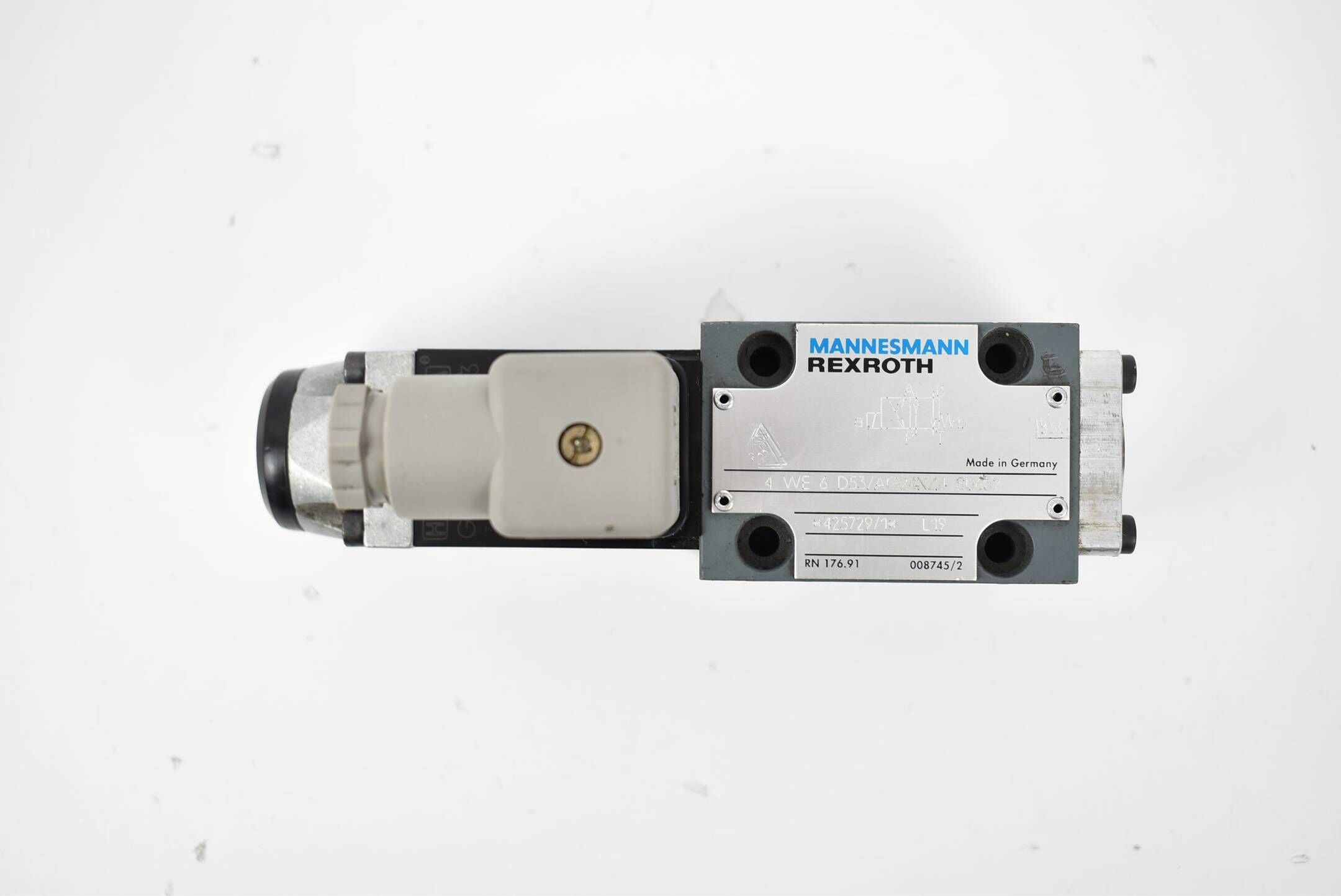 Mannesmann Rexroth Wege-Schieberventil 4 WE 6 D53/AG24NZ4 S0652