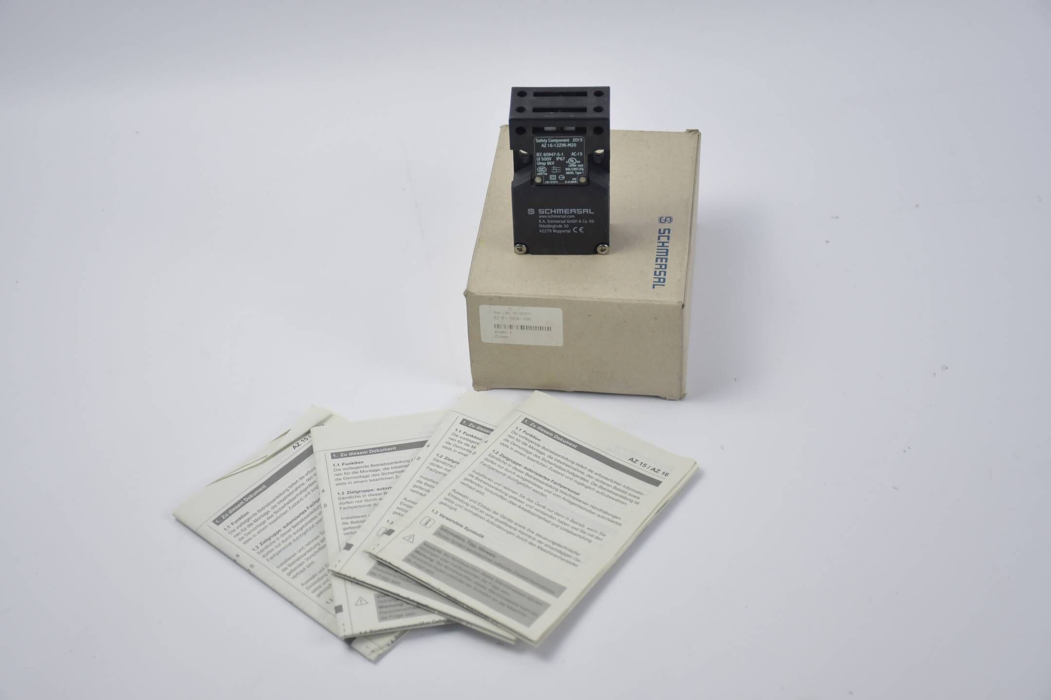 Schmersal Sicherheitsschalter AZ16-12ZVK-M20 ( 101157371 )