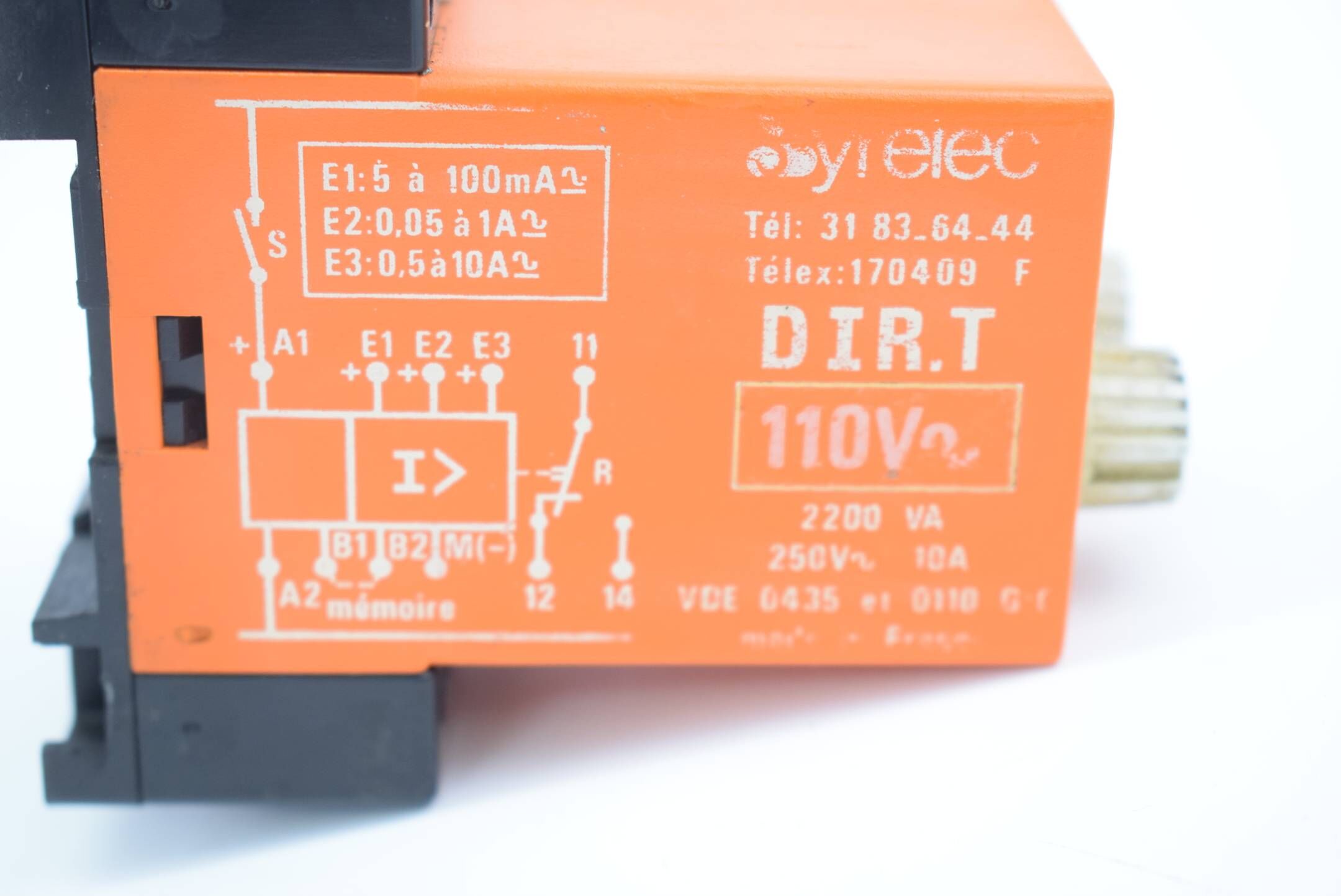 Syrelec Zeitrelais DIR.T 110V ( VDE 0435 )