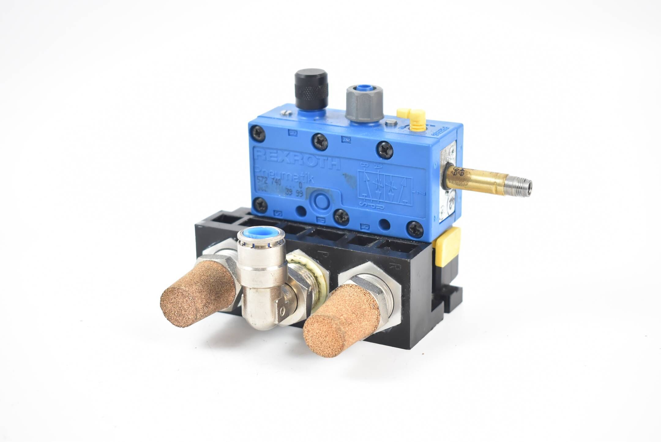 Rexroth Magnetventil 572 740 0 + Endverteilerbasis 898 500 390
