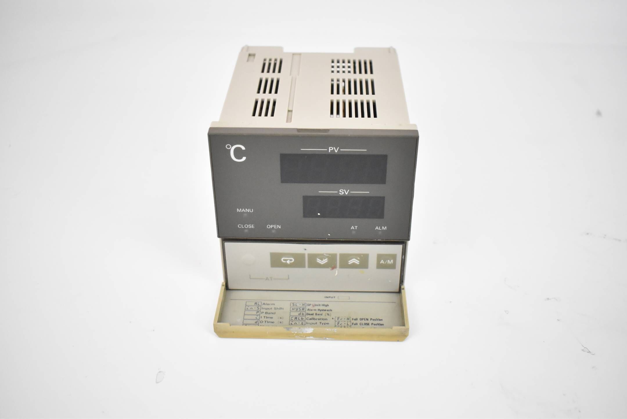Omron Temperature Controller E5AX-PRR