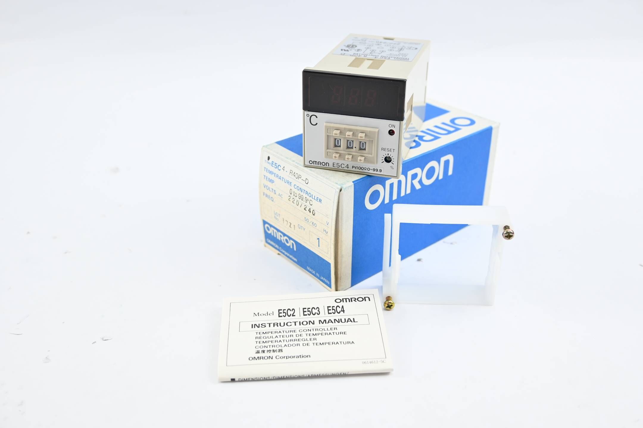 Omron Temperatur Controller 0-99.9°C 220/240 VAC ( E5C4-R40P-D )