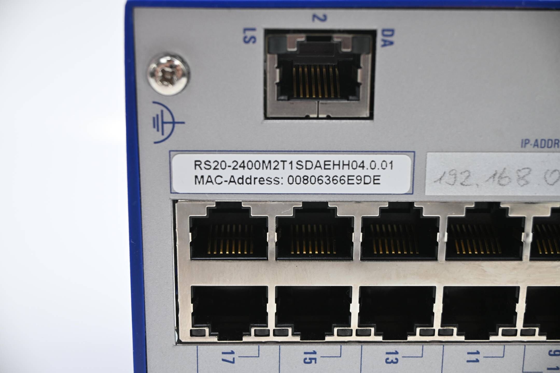 Hirschmann Rail Switch RS20 ( RS20-2400M2T1SDAEHH04.0.01 )
