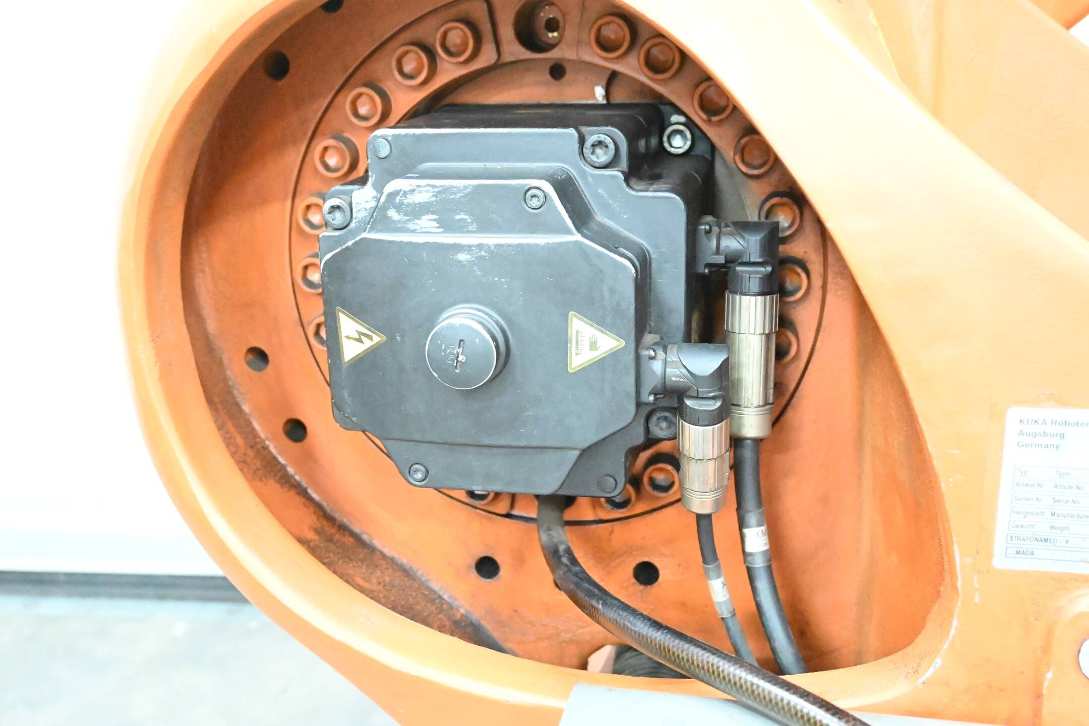 Kuka Industrieroboter KR 140 comp ( 0000124243 ) (1) KR140