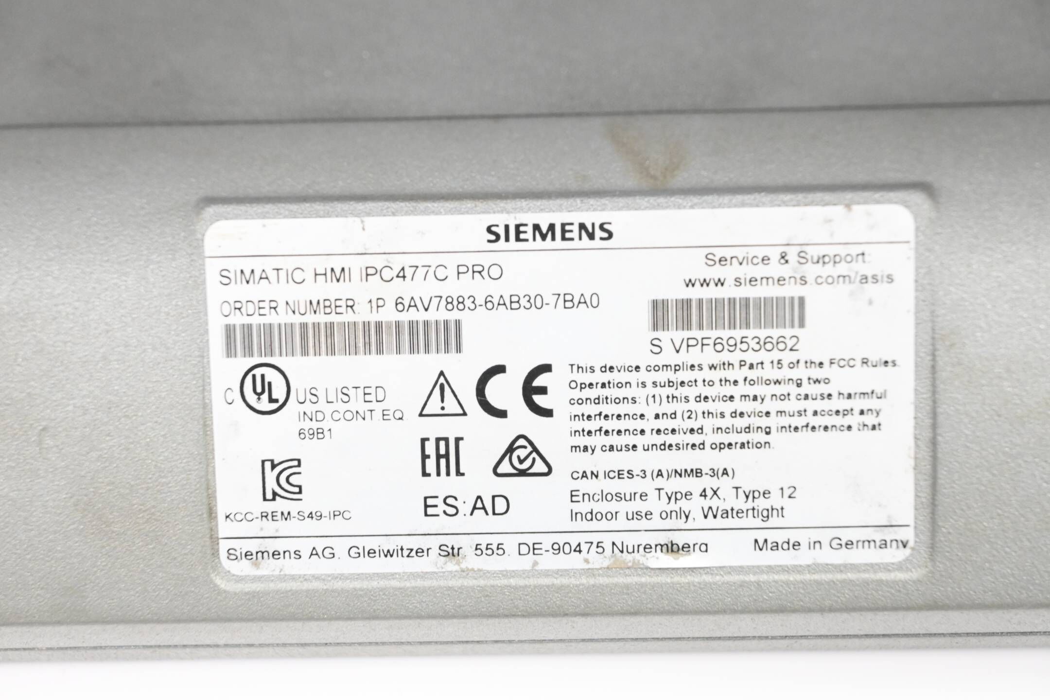 Siemens Simatic HMI IPC 477C PRO 6AV7883-6AH30-6GA0 / 6AV7 883-6AH30-6GA0 E. AD