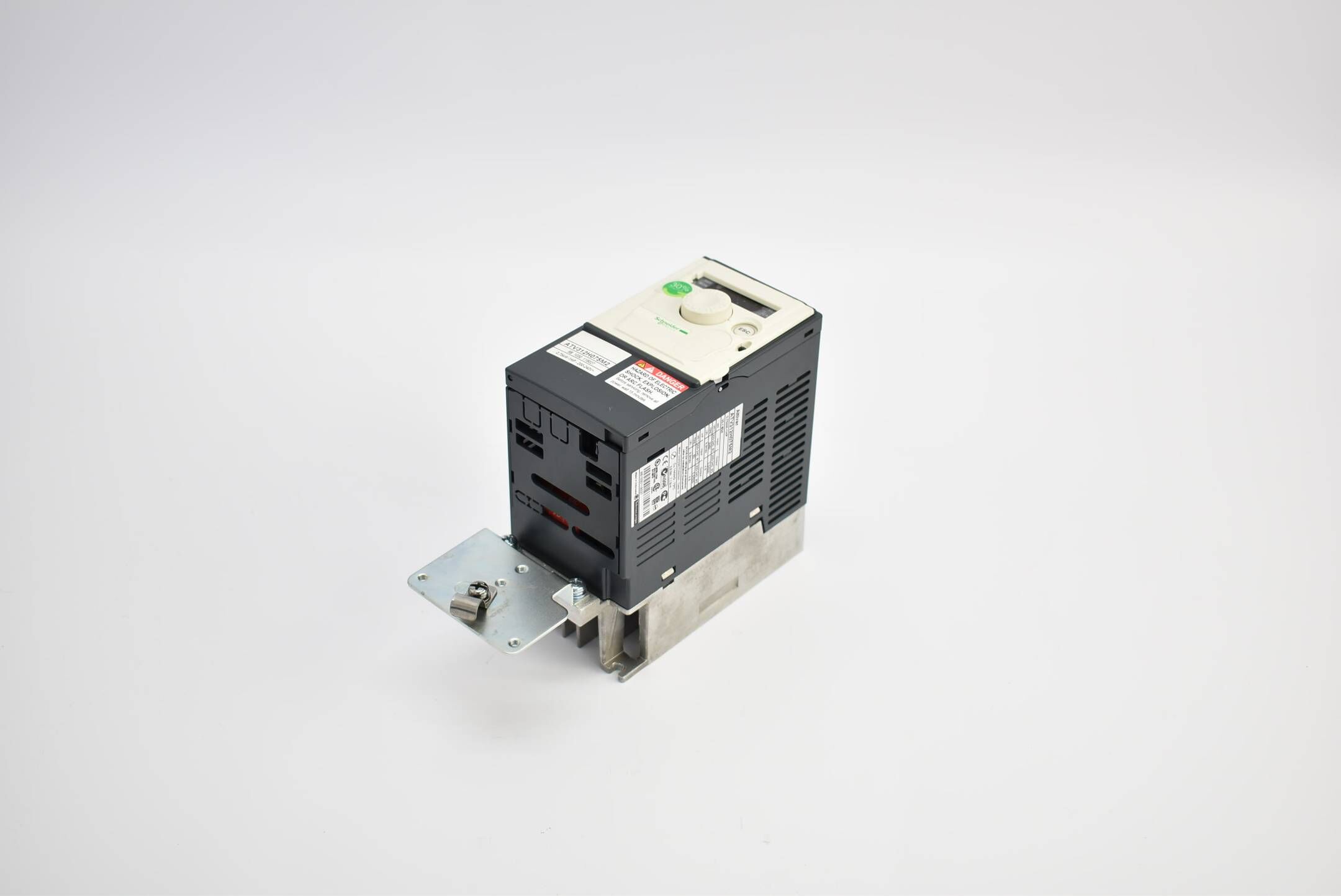 Schneider electric Frequenzumrichter 200-240 V 8,9 A 50/60 Hz ATV312H075M2