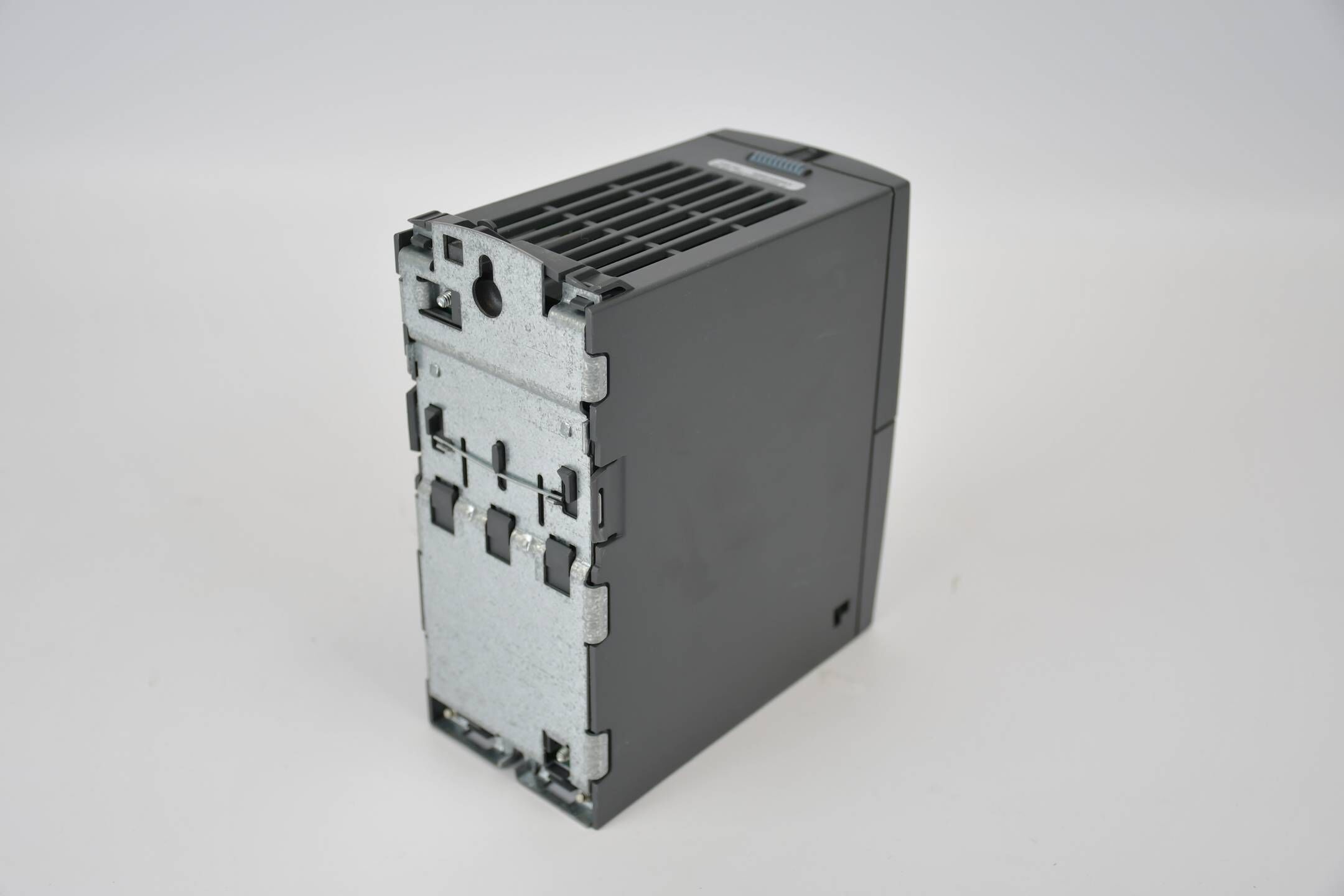 Siemens Micromaster 440 Umrichter 6SE6440-2AB13-7AA1 ( 6SE6 440-2AB13-7AA1 )