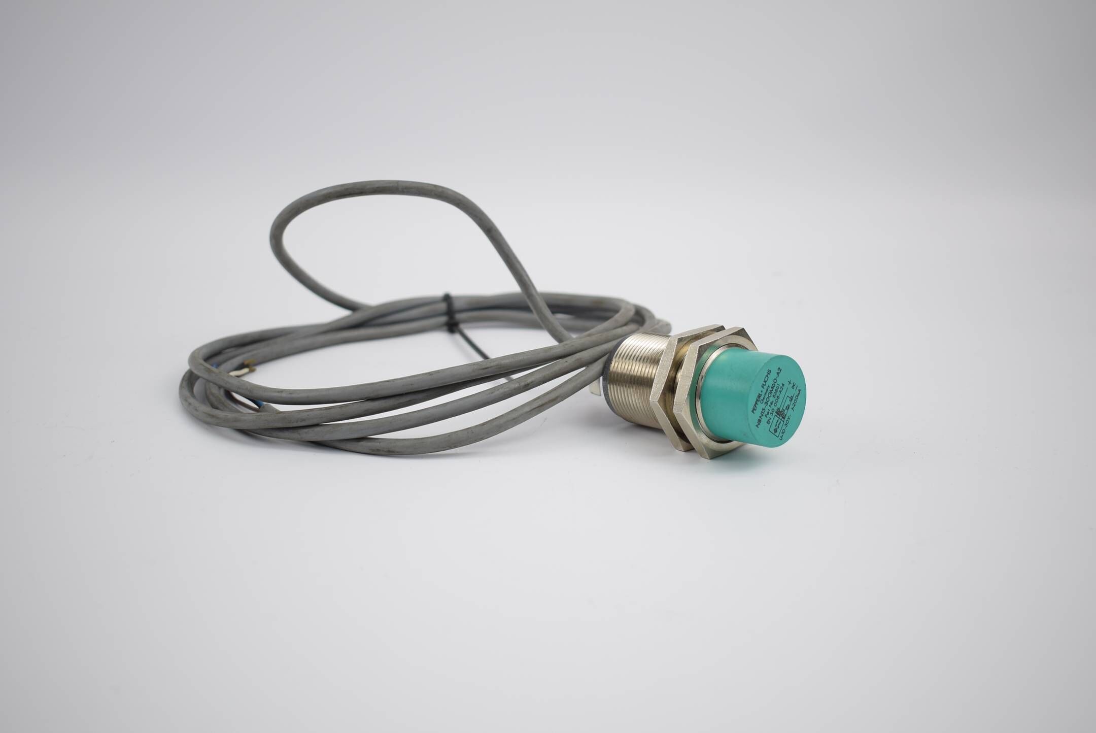 PEPPERL+FUCHS Induktiver Sensor 200Hz 30V 20mA 15mm IP67 ( NBN15-30GM60-A2)
