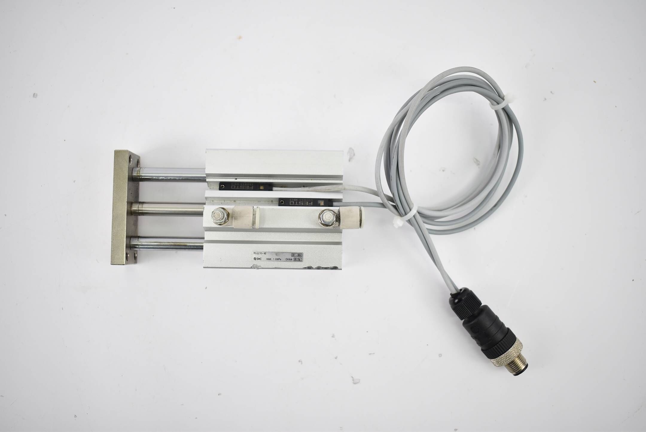 SMC Kurzhubzylinder max. 1.0MPa MGQL16-40