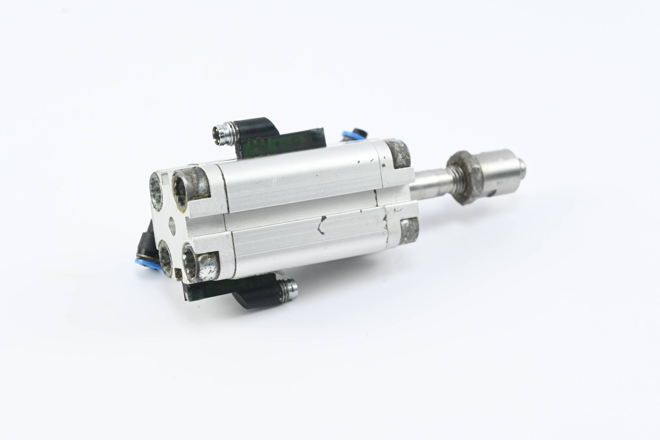 Festo Kompaktzylinder ADVU-20-40-A-P-A ( 156606 )