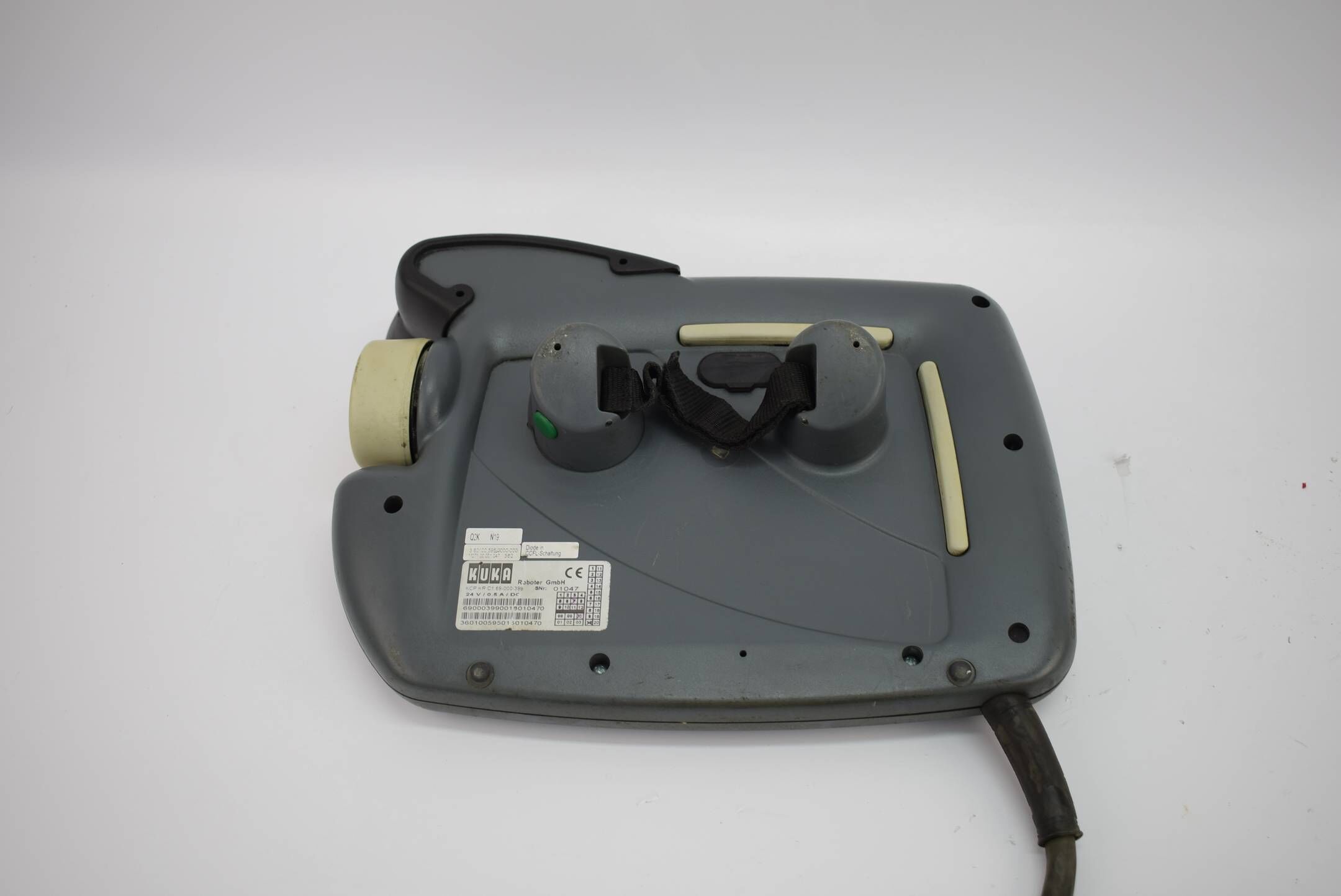 Kuka Control Panel KCP KR C1 69-000-399 24 V / 0.5 A / DC